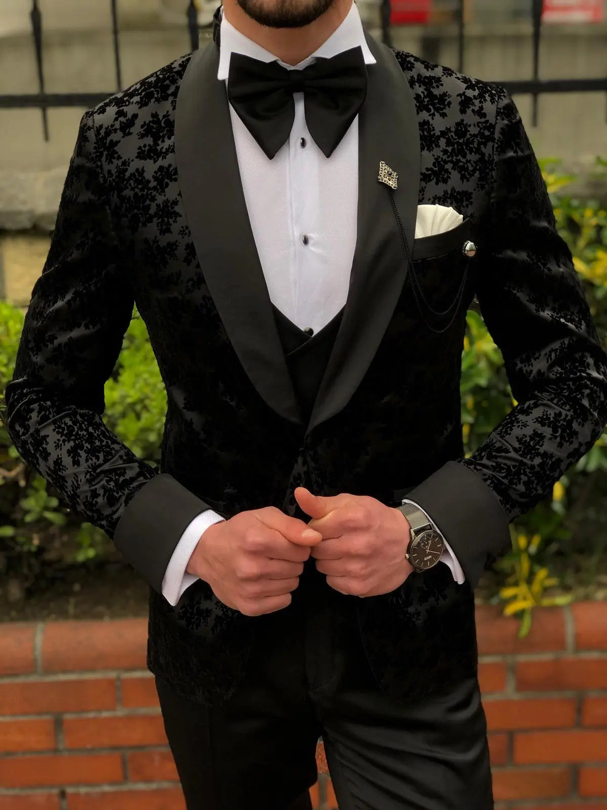 Abboud Black Embroidery Tuxedo - Timeless Elegance for Formal Occasions - BRABION