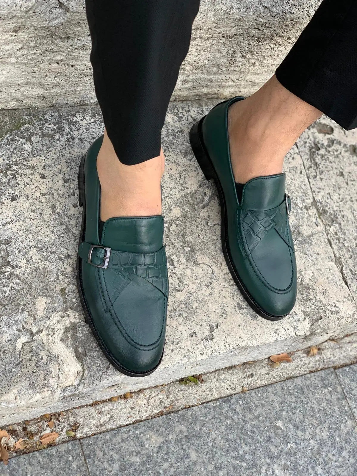 Stanoss Green Buckle Shoes - Timeless Elegance - BRABION