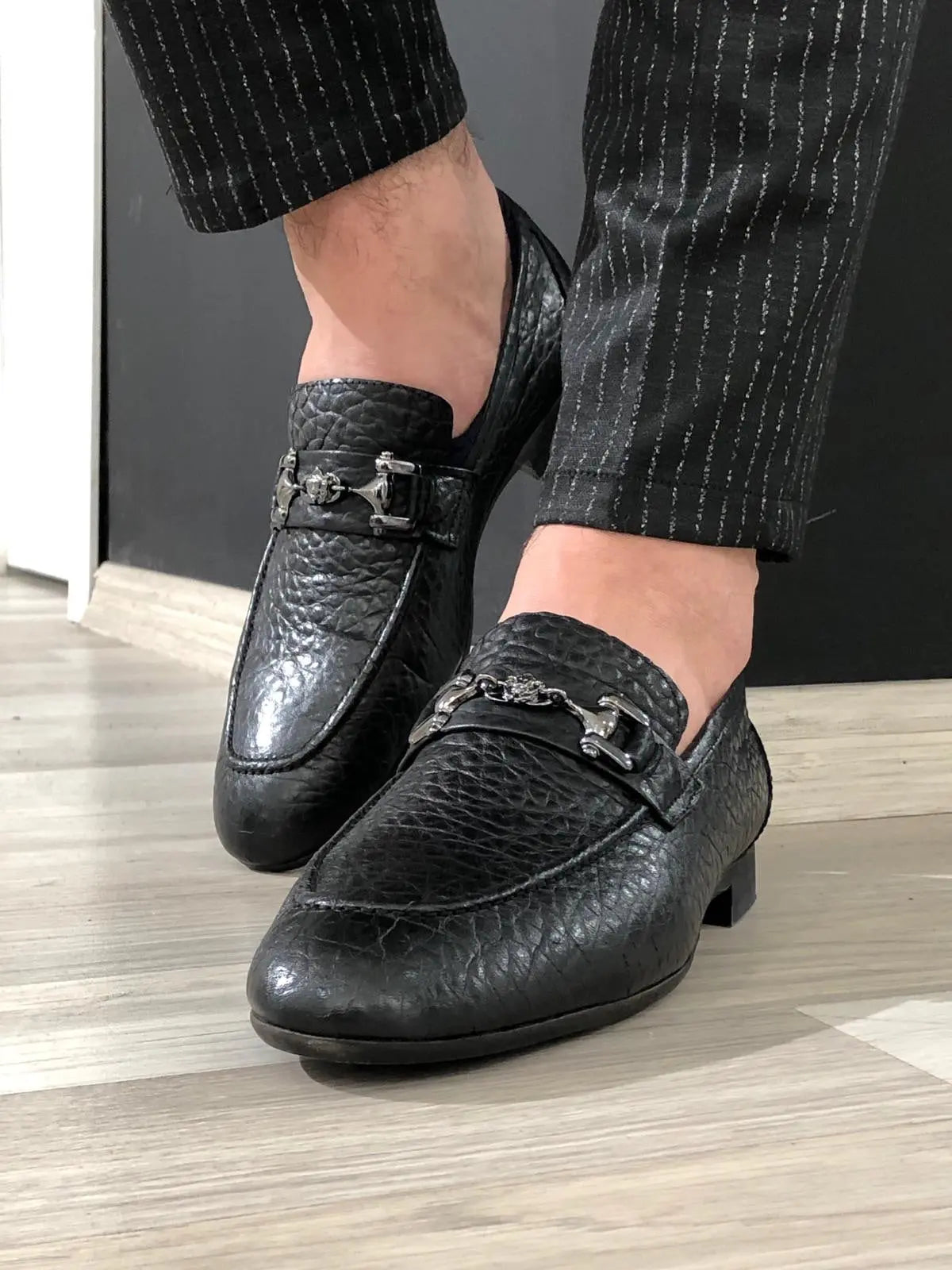 Ferrar Buckled Black Leather Loafers - BRABION