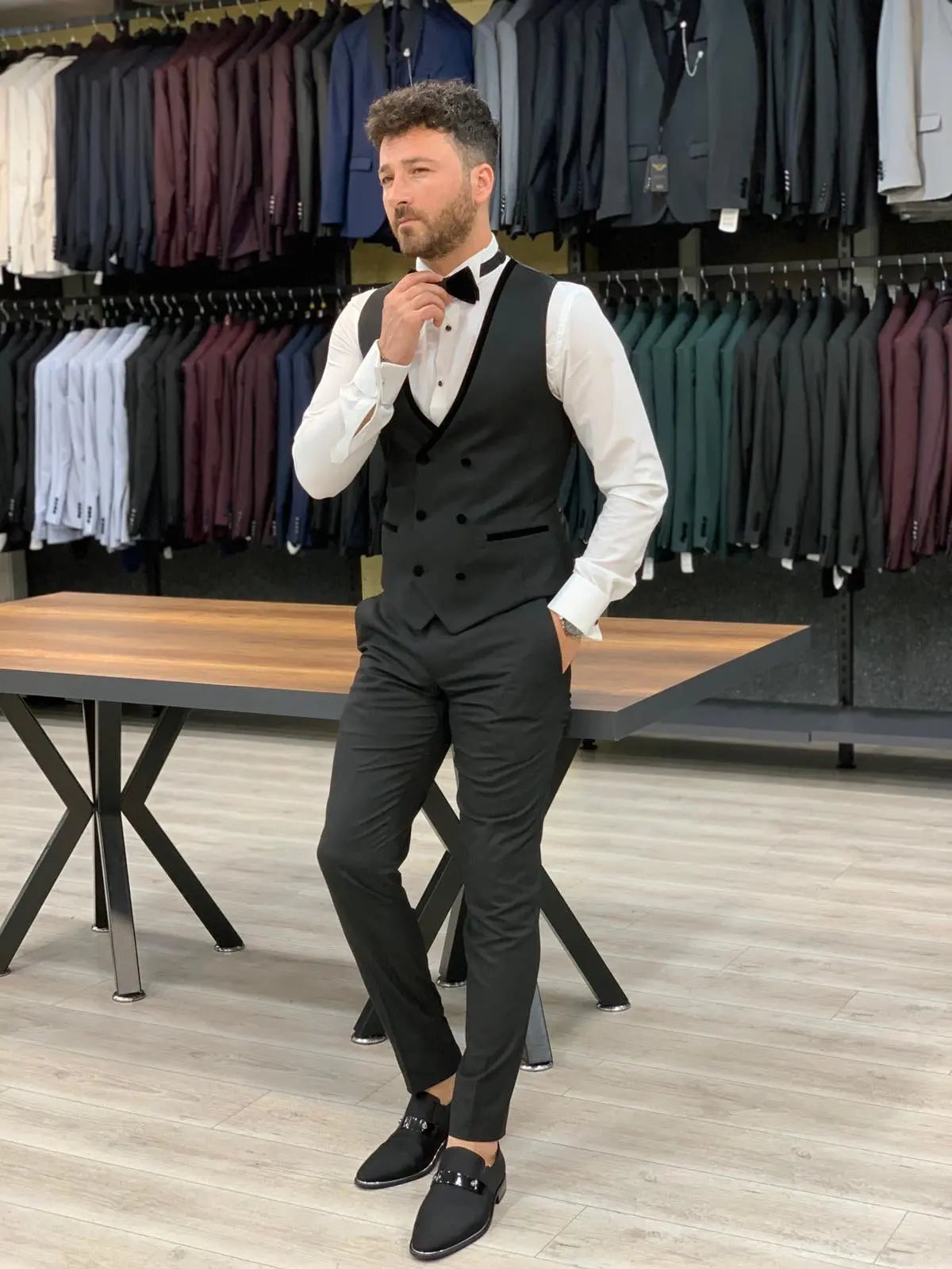 Wilson Black Slim Fit Velvet Peak Lapel Tuxedo - BRABION