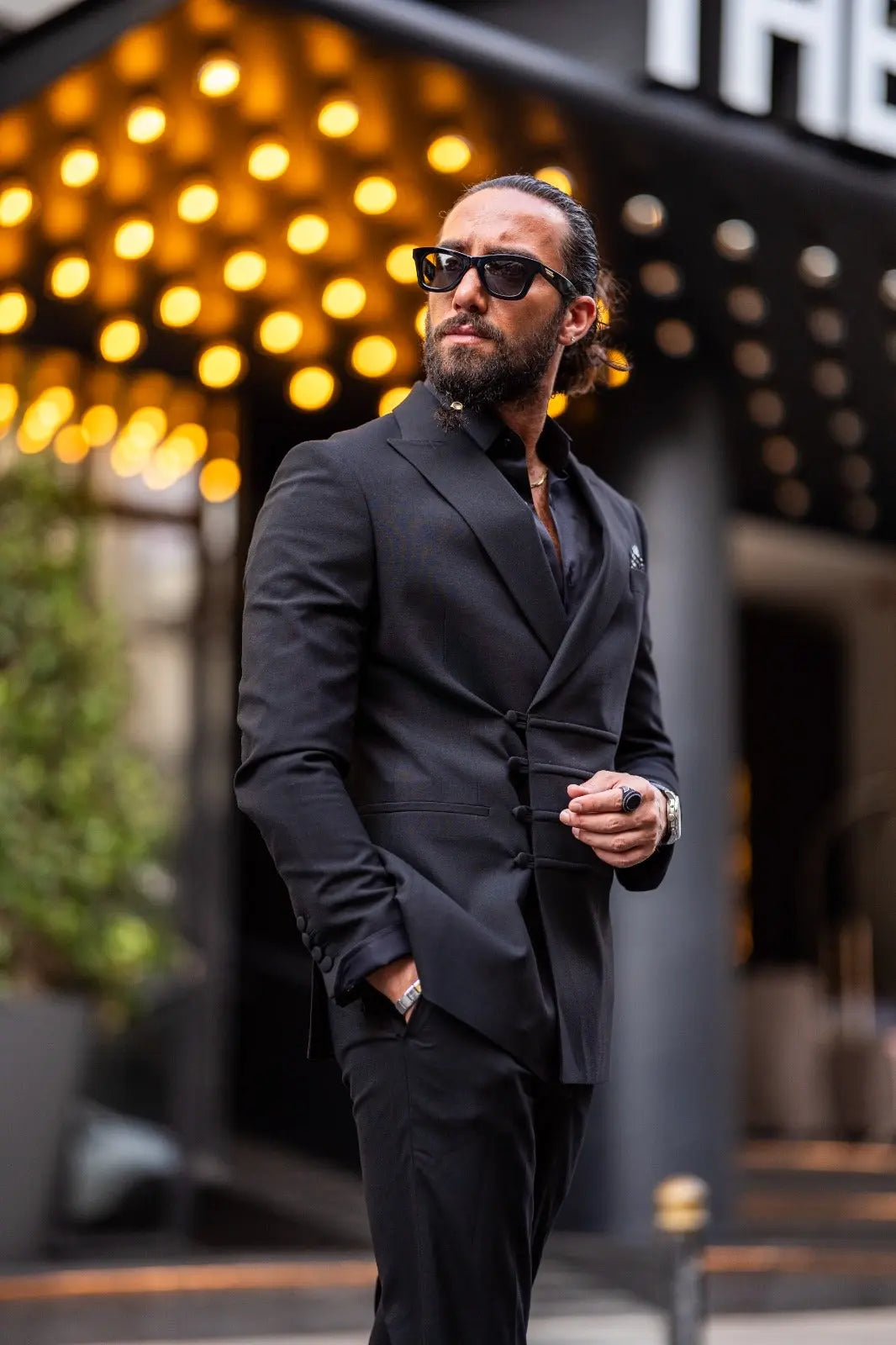 Ardean Black Slim Fit Peak Lapel Double Breasted Suit - Elevate Your Style brabion