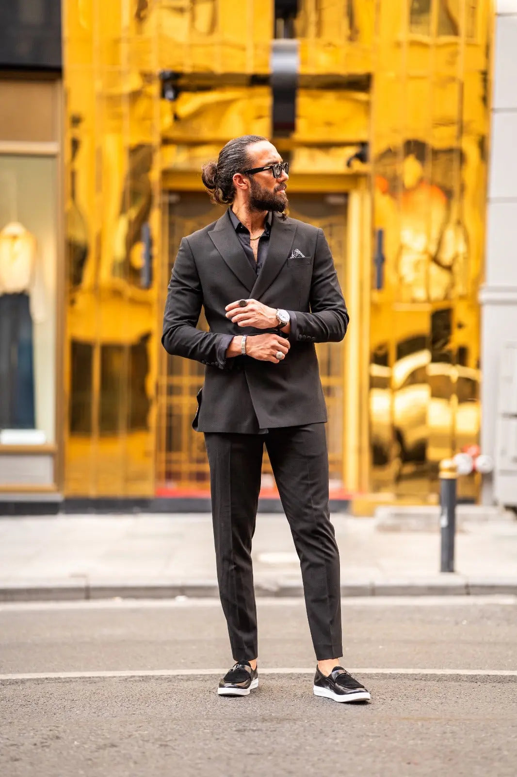 Ardean Black Slim Fit Peak Lapel Double Breasted Suit - Elevate Your Style brabion