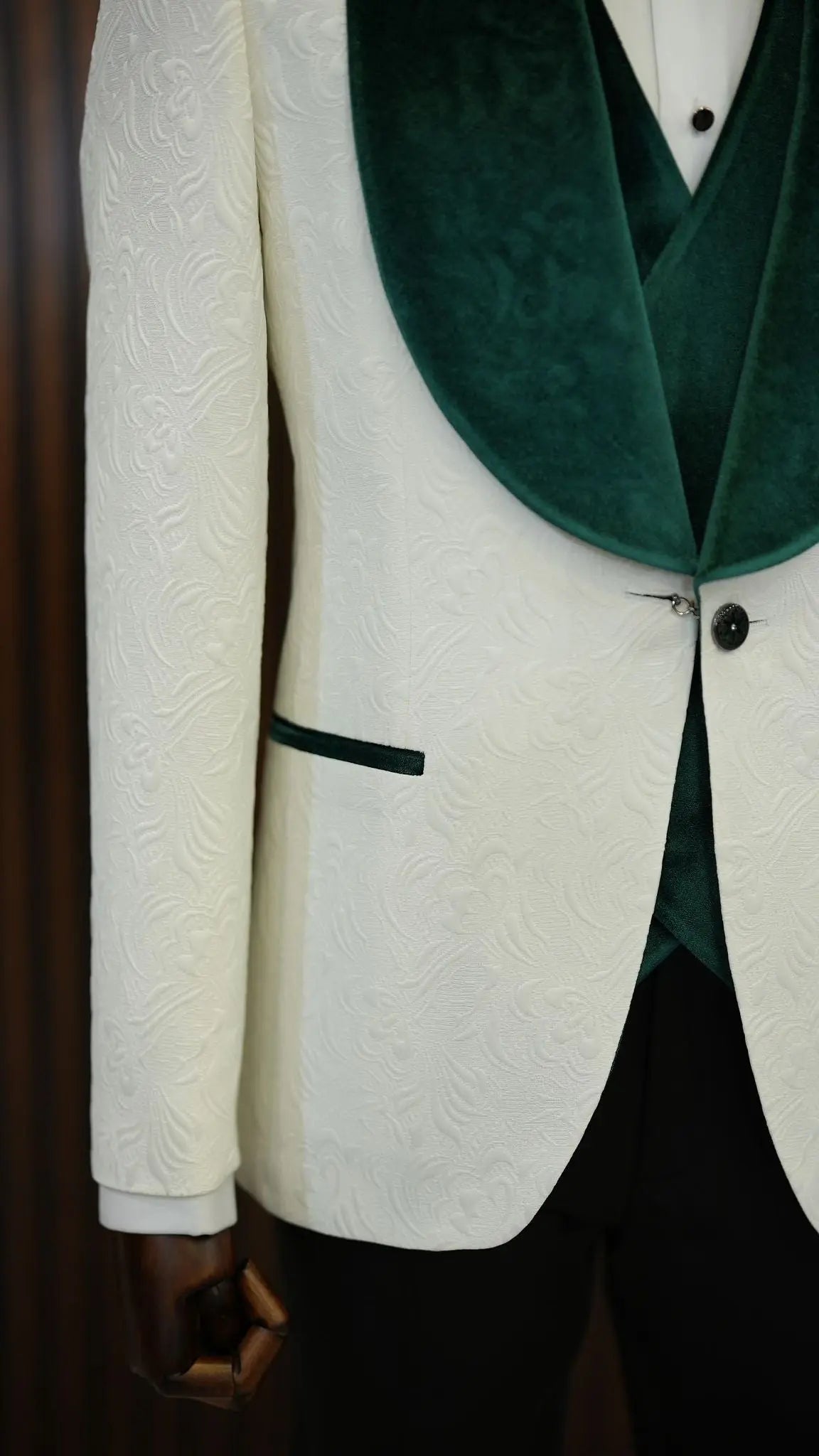 Fiore White Green Slim Fit Velvet Shawl Lapel Tuxedo for Modern Elegance - BRABION