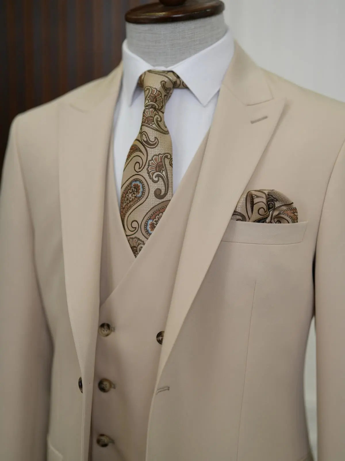 Brabion Aston Cream Slim Fit 3 Piece Suit brabion