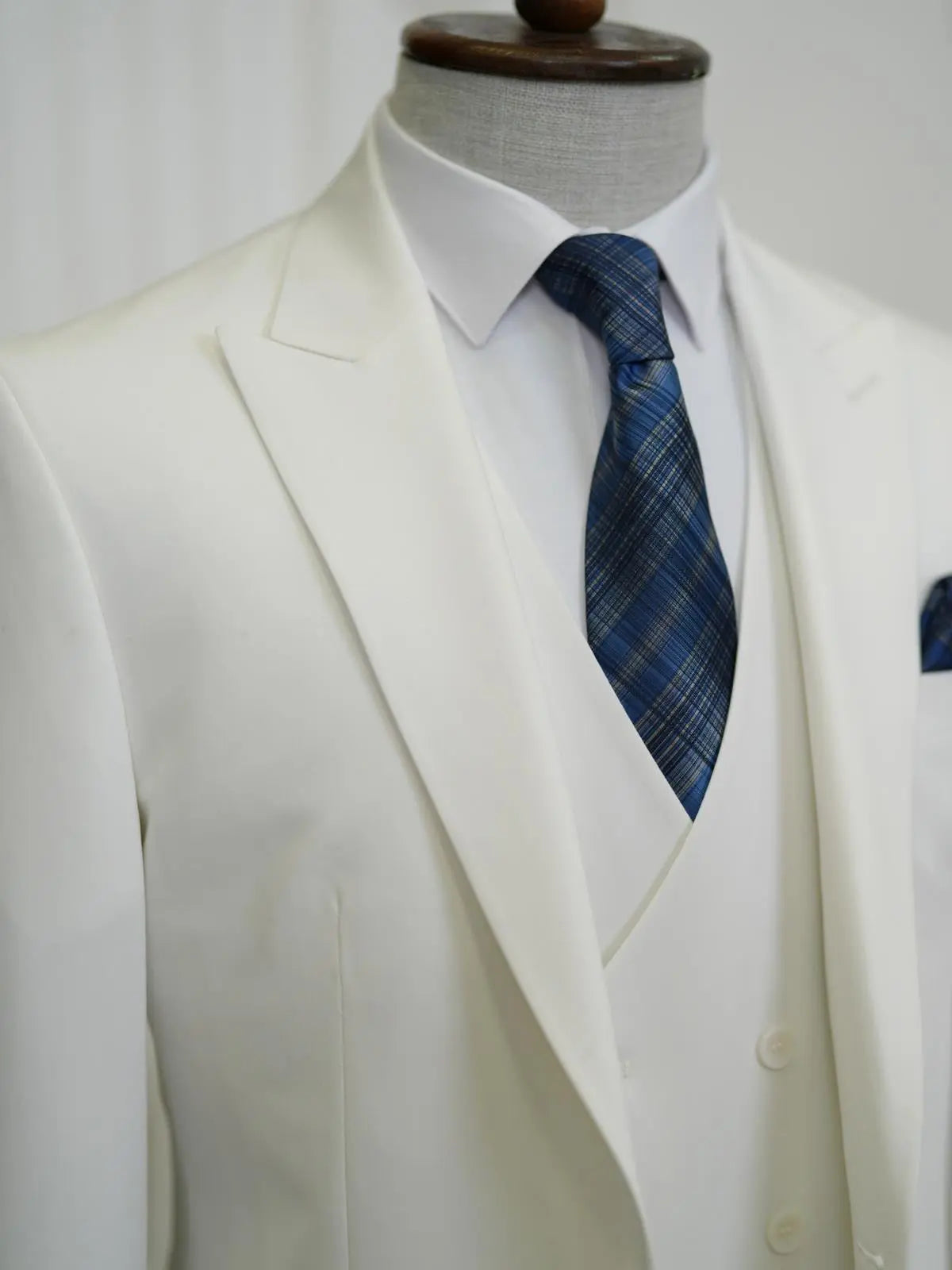 Brabion Aston White Slim Fit 3 Piece Suit brabion