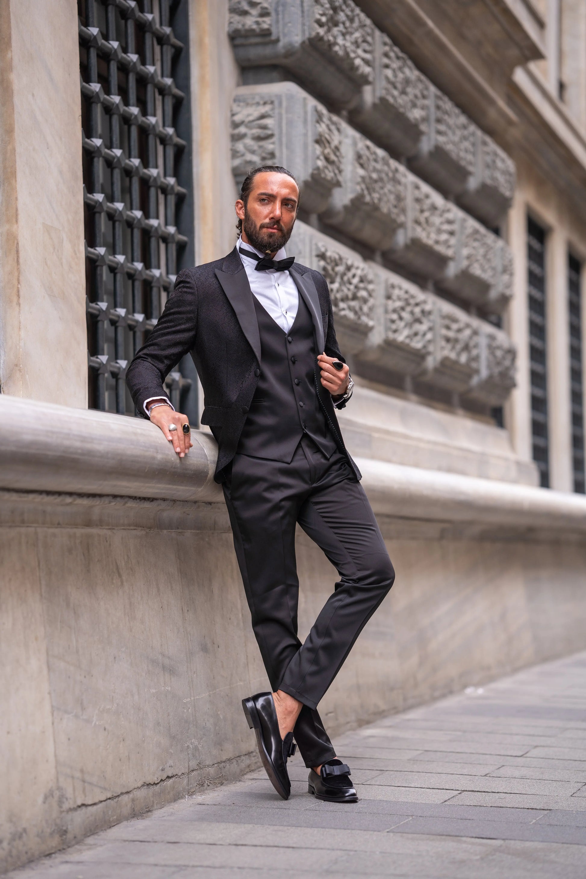 Brabion Massimo Black Slim Fit Peak Lapel Patterned Tuxedo - BRABION