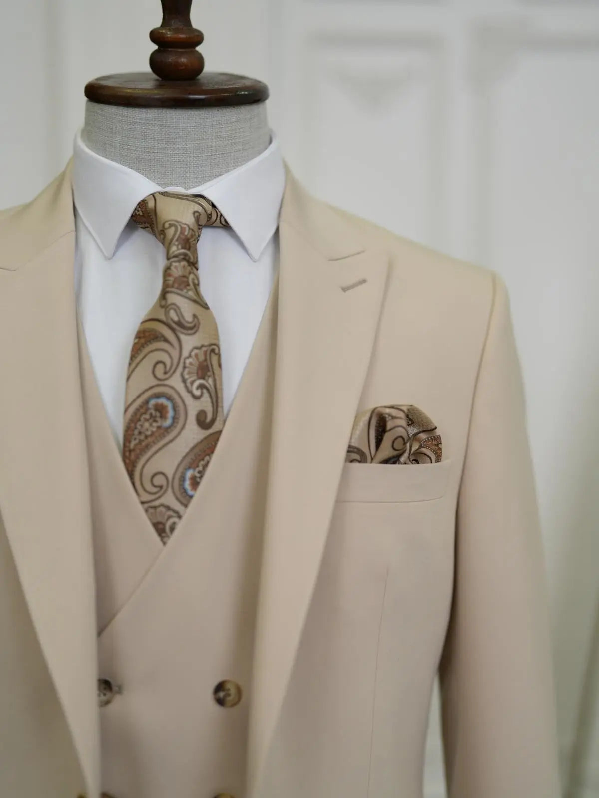 Brabion Aston Cream Slim Fit 3 Piece Suit brabion