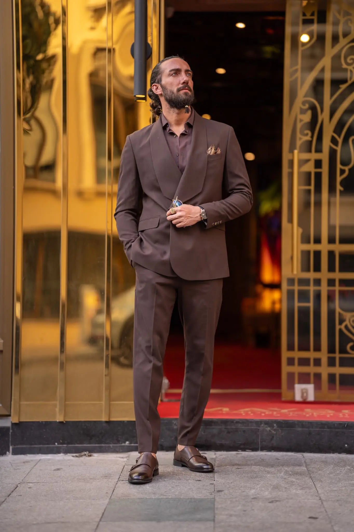 Ardean Brown Slim Fit Shawl Lapel 2 Piece Suit - Elegant Versatility for Every Occasion brabion