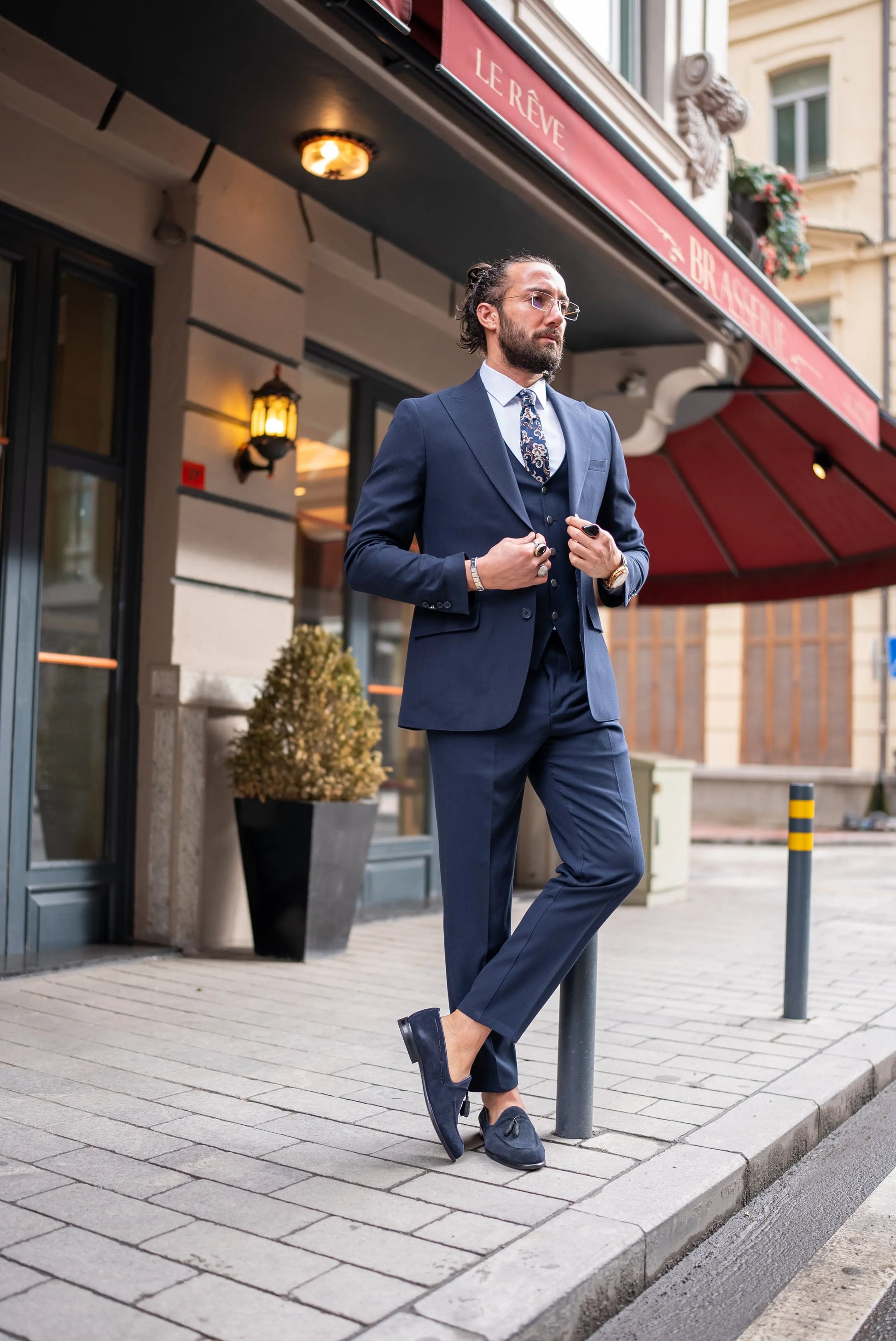 Brabion Perry Dark Blue Slim Fit Peak Lapel 3 Piece Suit brabion