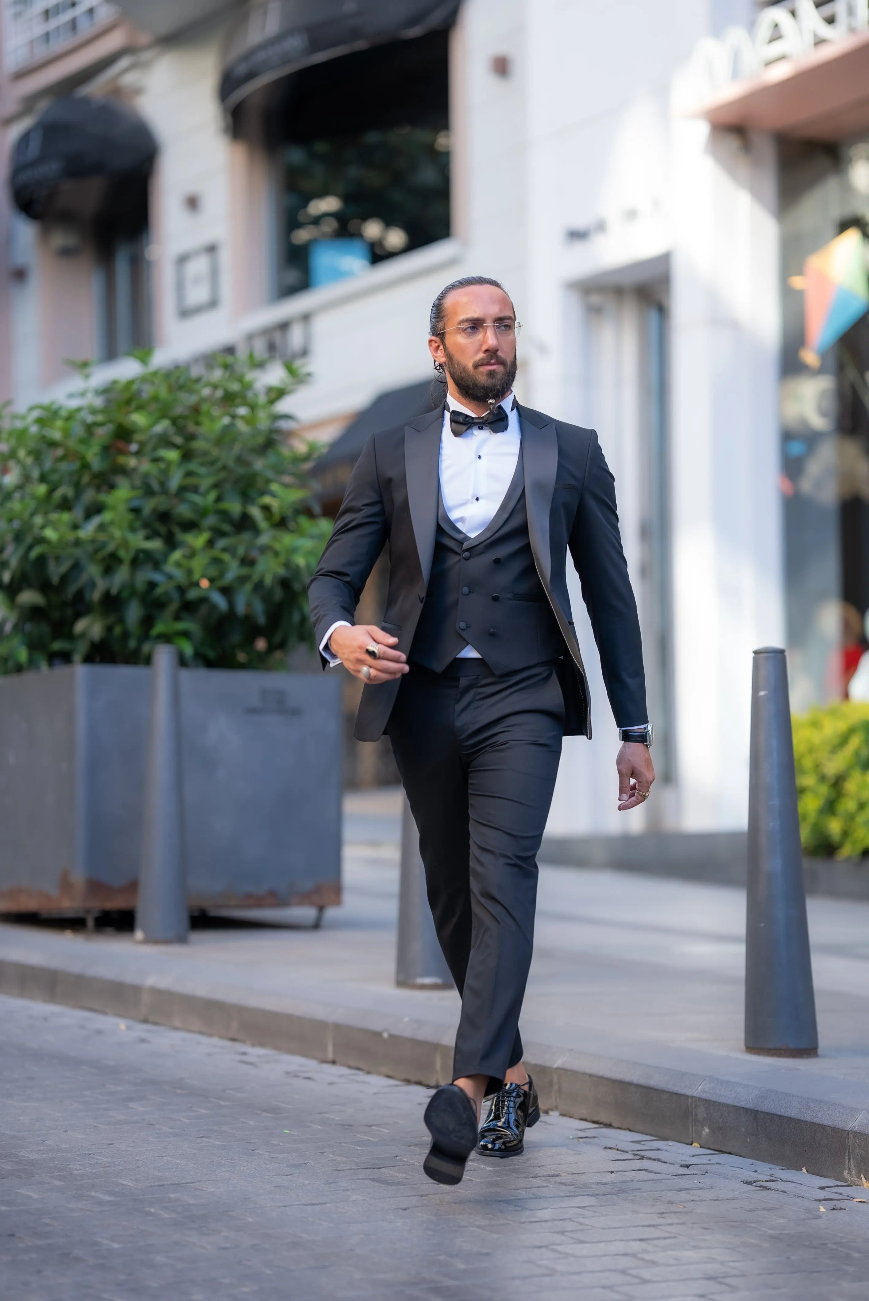 Brabion Alonso Black Slim Fit Peak Lapel Tuxedo – Elevate Your Formal Look - BRABION