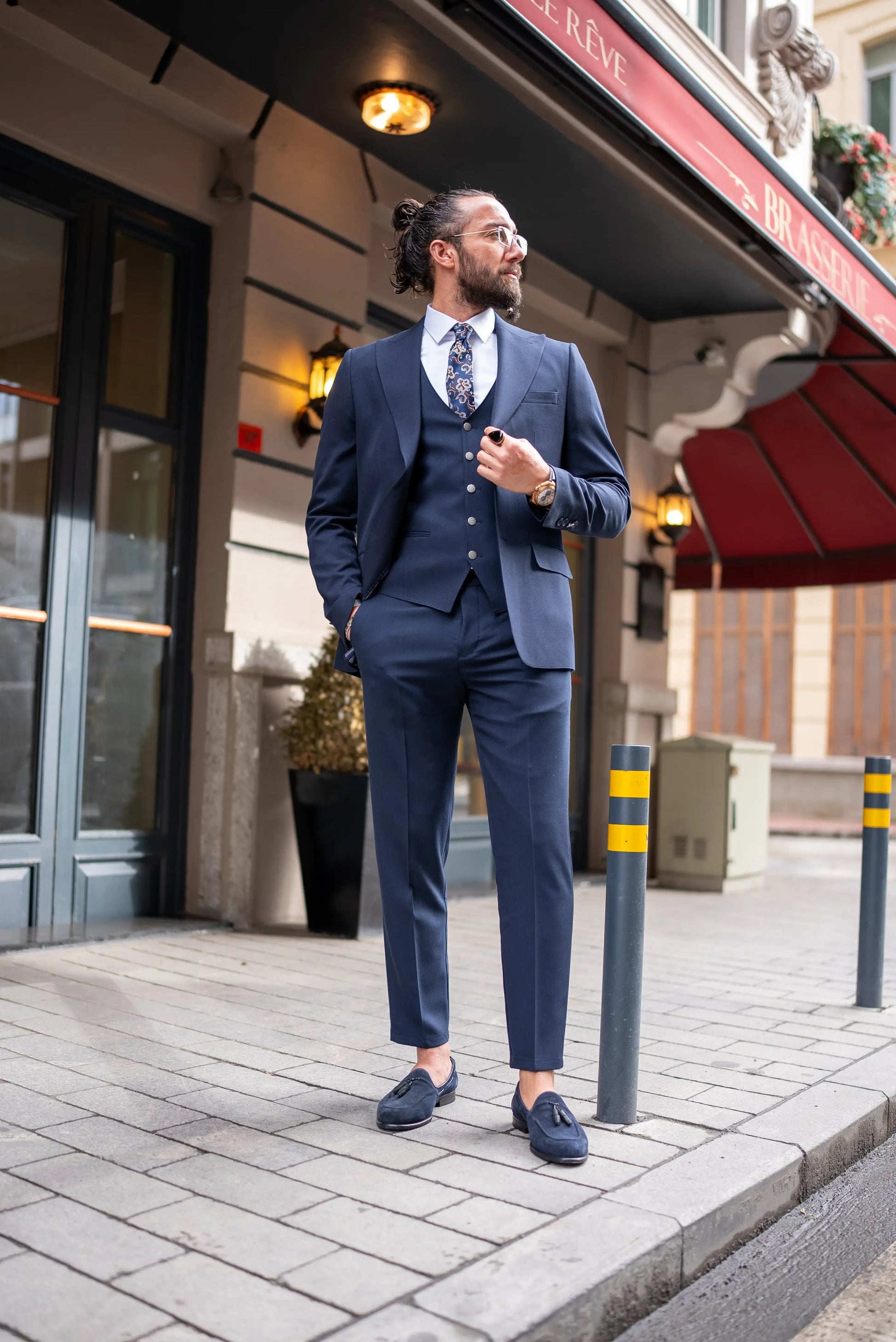 Brabion Perry Dark Blue Slim Fit Peak Lapel 3 Piece Suit brabion