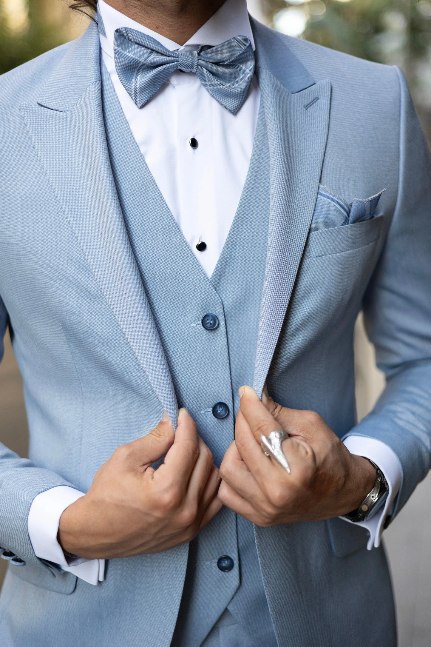 Brabion Amadeo Sky Blue Slim Fit Peak Lapel Tuxedo: A Touch of Elegance - BRABION