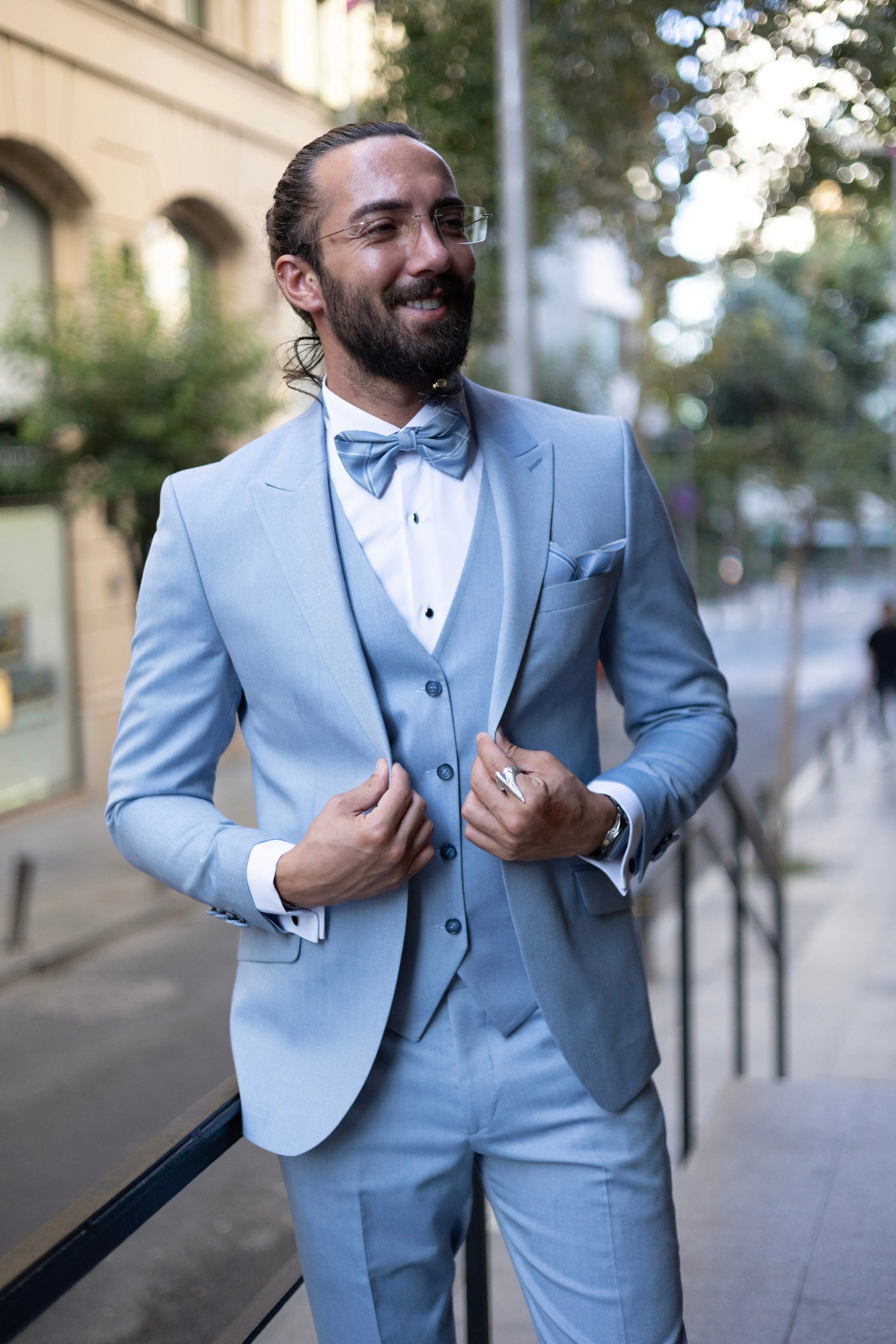 Brabion Amadeo Sky Blue Slim Fit Peak Lapel Tuxedo: A Touch of Elegance - BRABION