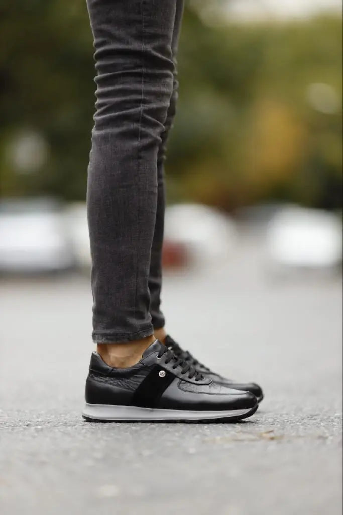 Lyon Black Mid Top Sneakers - The Perfect Blend of Style and Comfort - BRABION