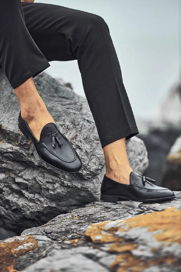 Brabion Levanzo Black Tassel Loafers: Sophisticated Leather Footwear - BRABION