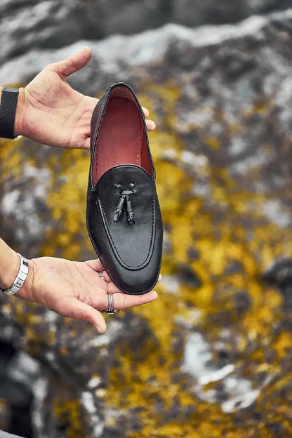 Brabion Levanzo Black Tassel Loafers: Sophisticated Leather Footwear - BRABION