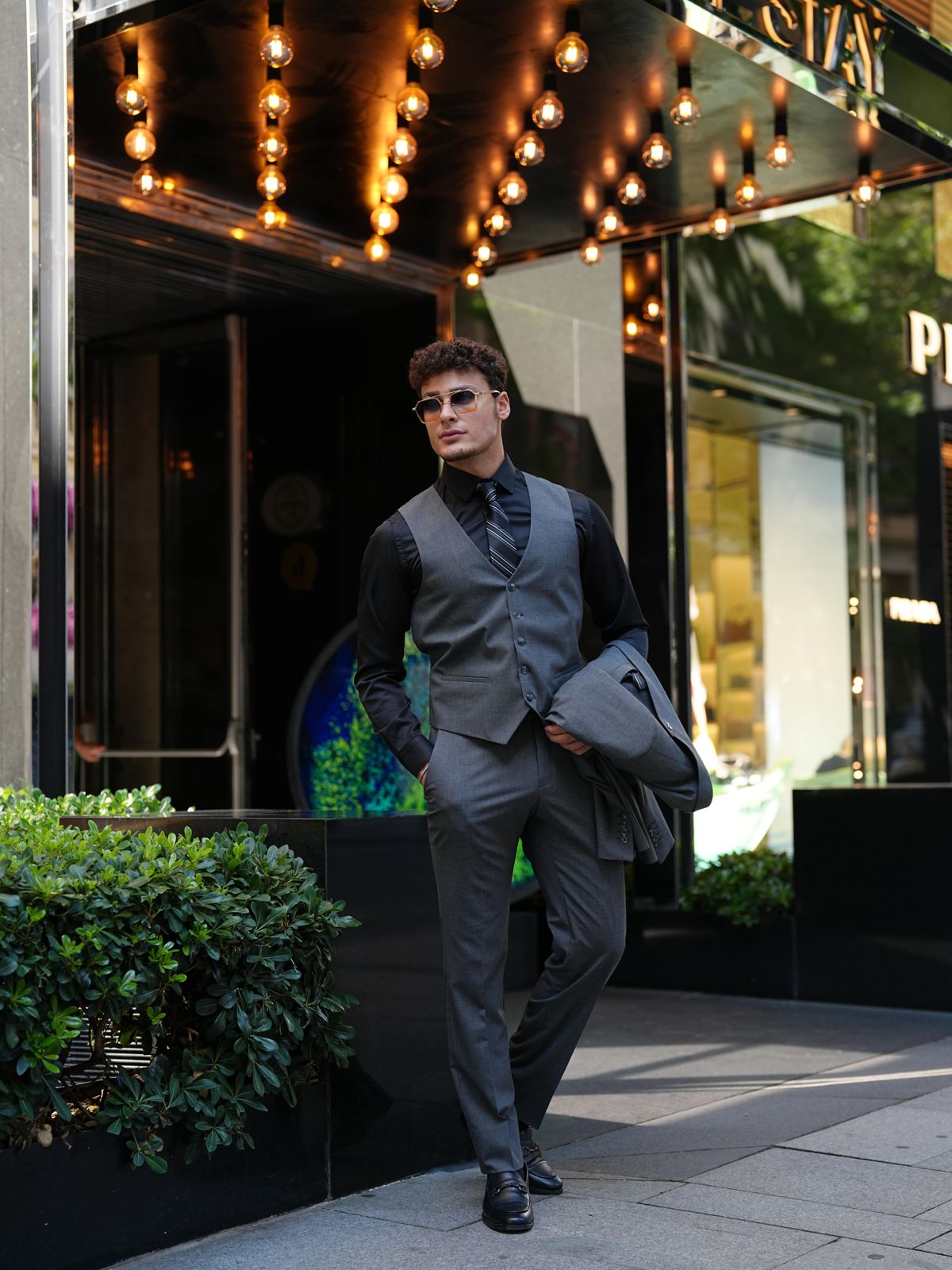 Smoked Gray 3-Piece Slim Fit Italian Suit - BRABION