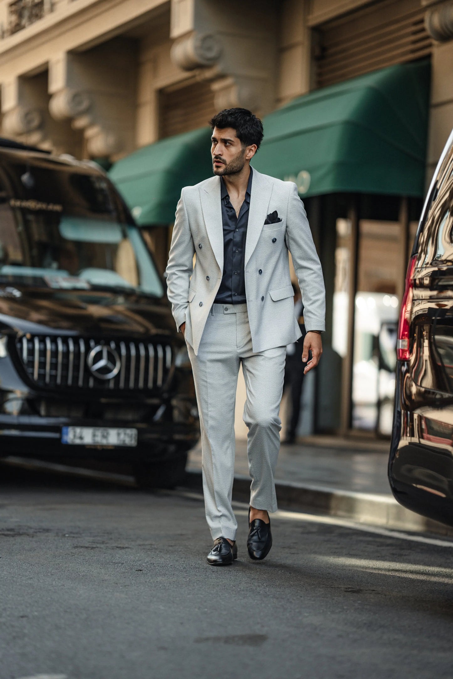 Cannes Light Grey Double-Breasted Suit - BRABION
