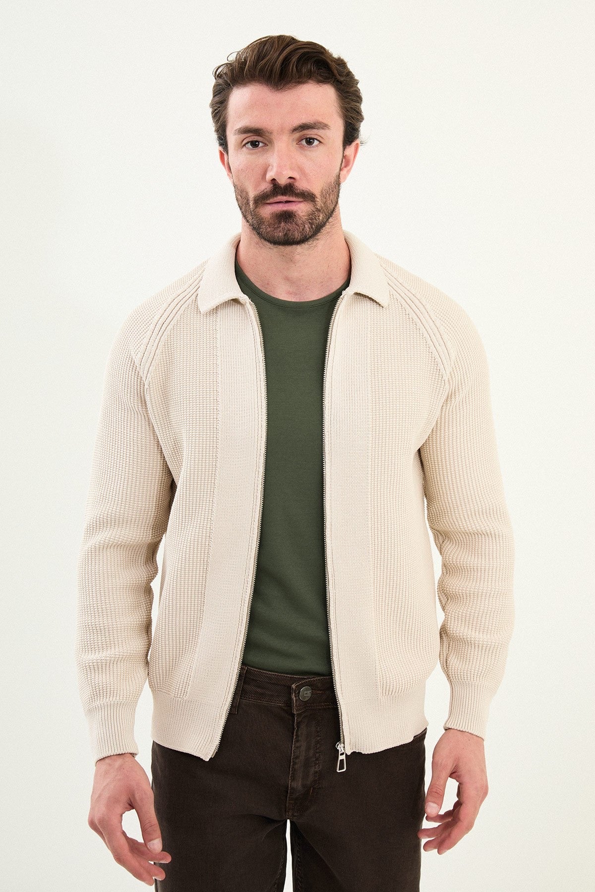 Men’s Beige Ribbed Zip Cardigan - BRABION