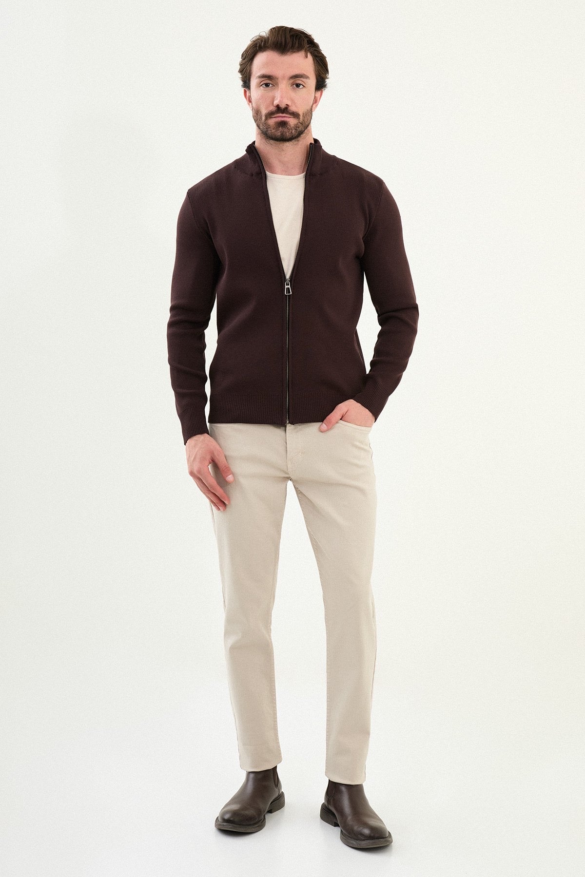 Men's Slim-Fit Zip-Up Knit Cardigan – Brown - BRABION