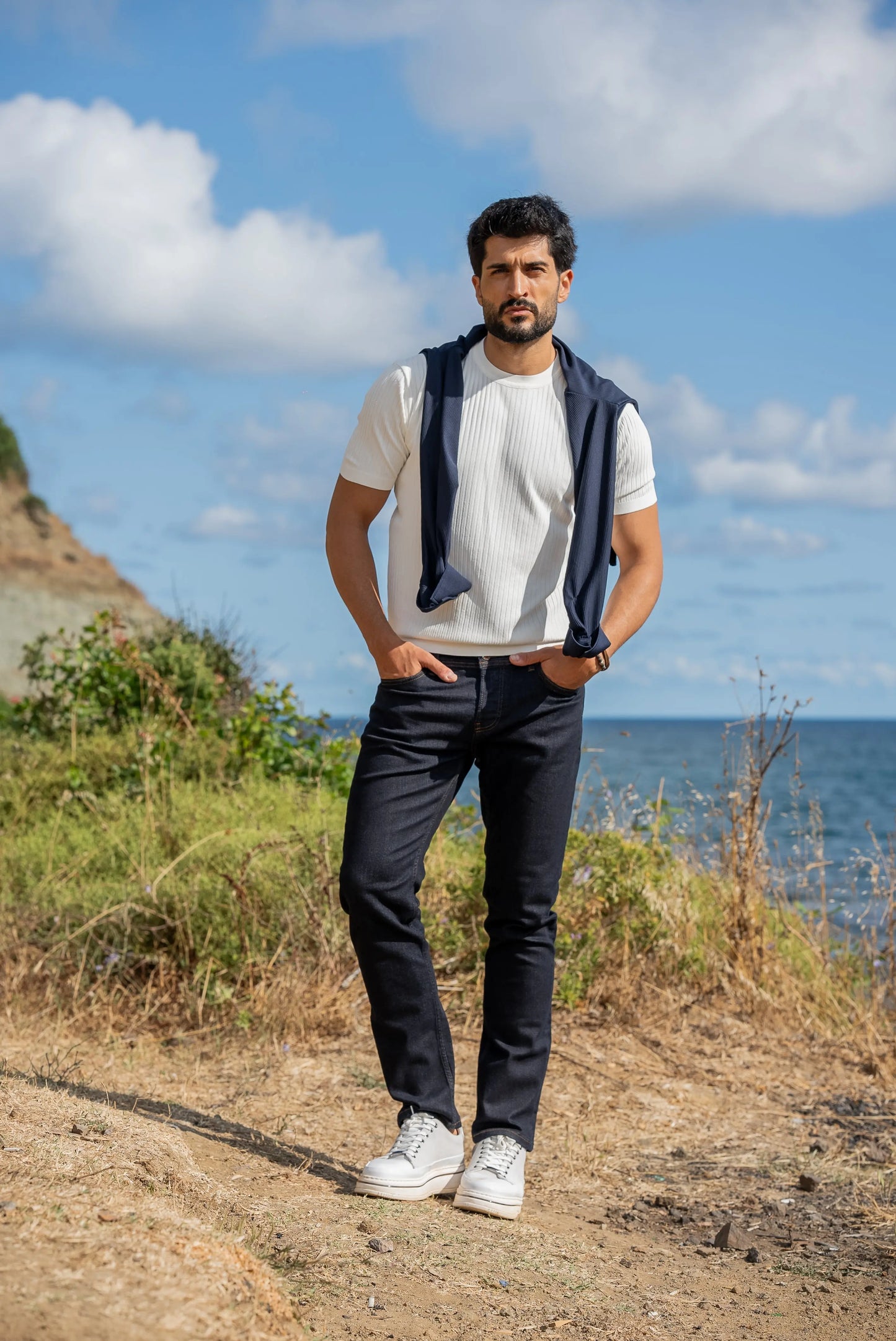 Capri White Knitted Men's T-Shirt - BRABION