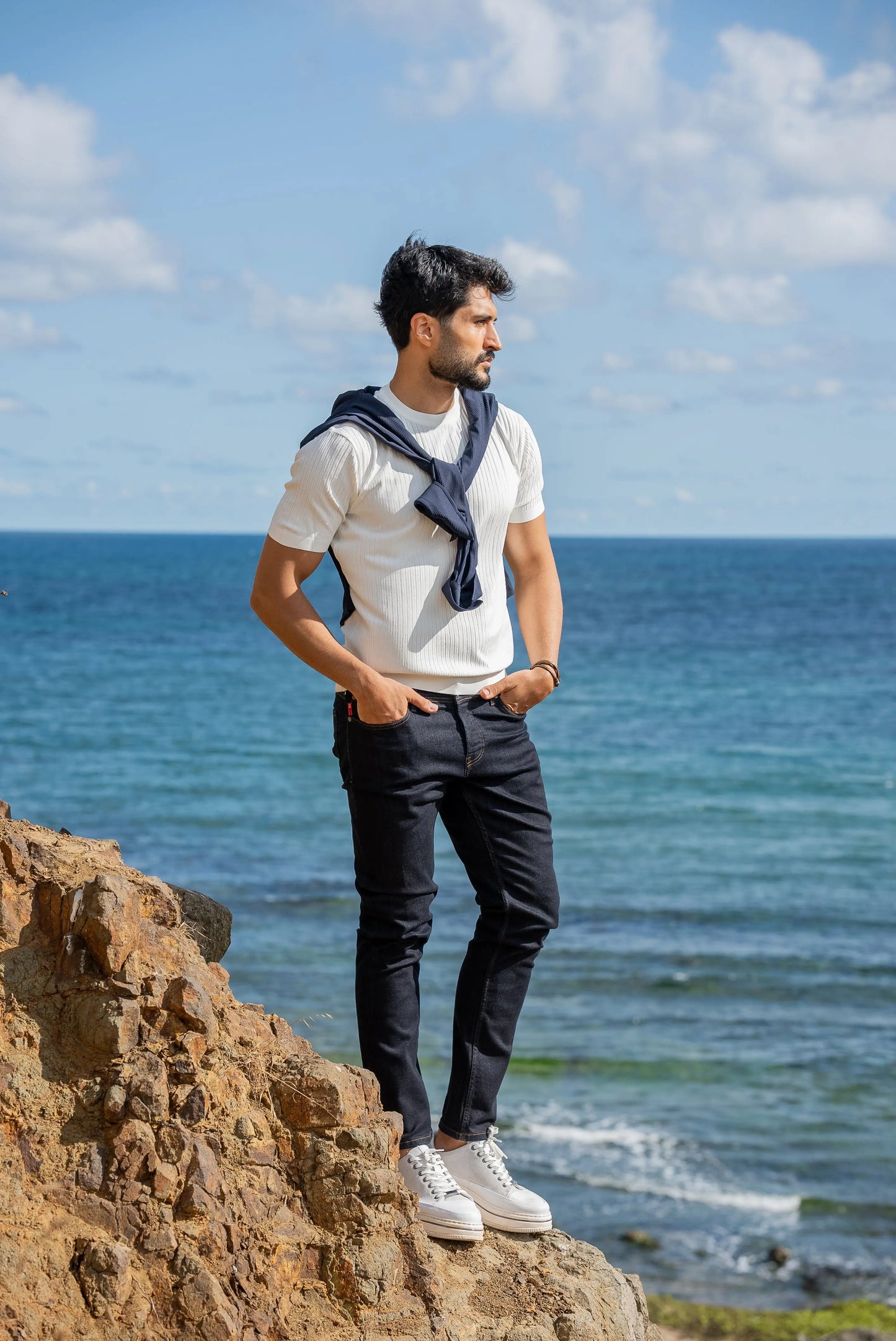 Capri White Knitted Men's T-Shirt - BRABION