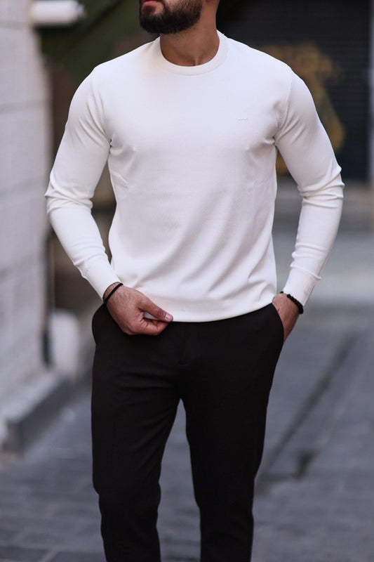 Men’s White Crew Neck Slim-Fit Sweater - BRABION