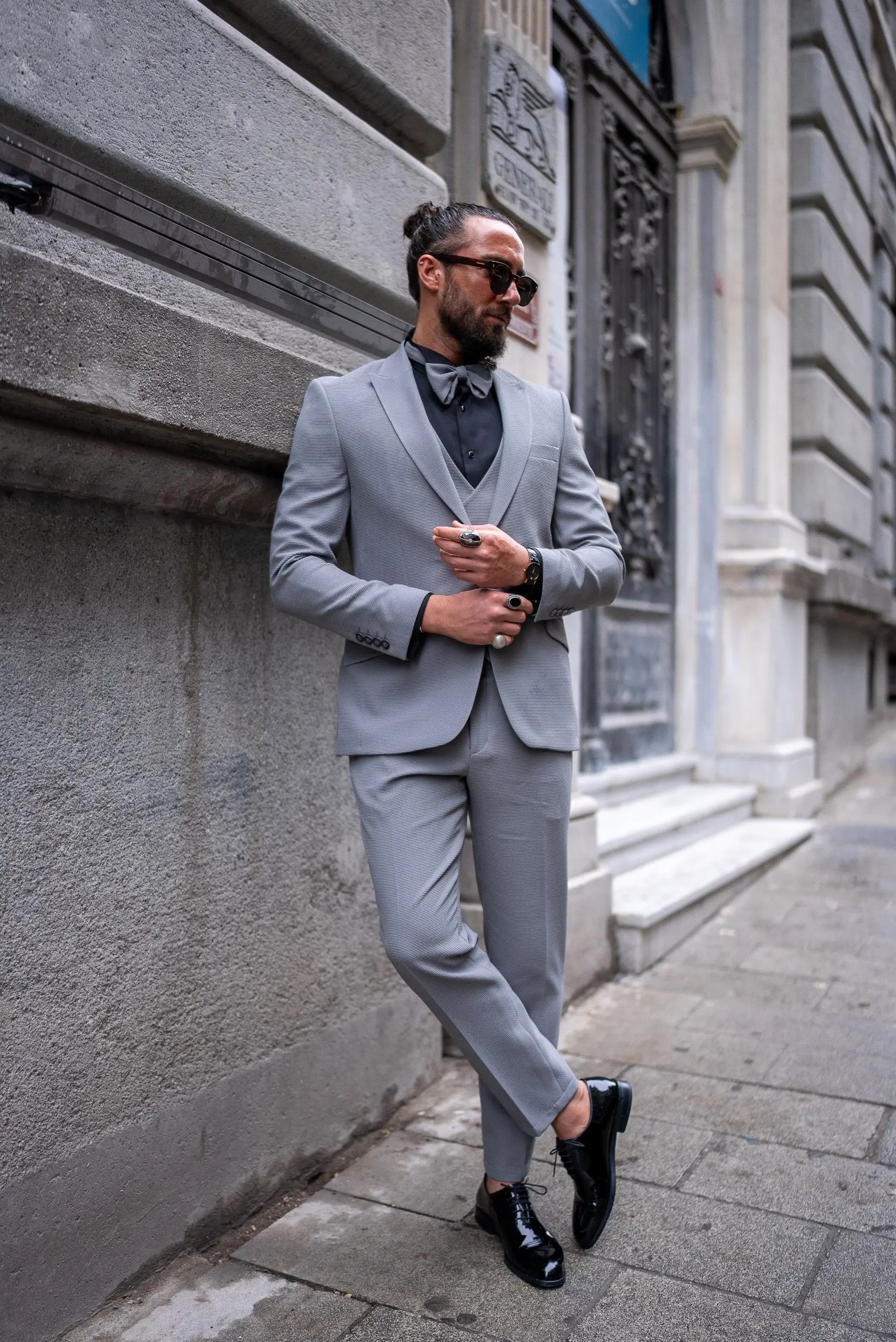 Brabion Gray 3 Piece Suit for Modern Men - BRABION