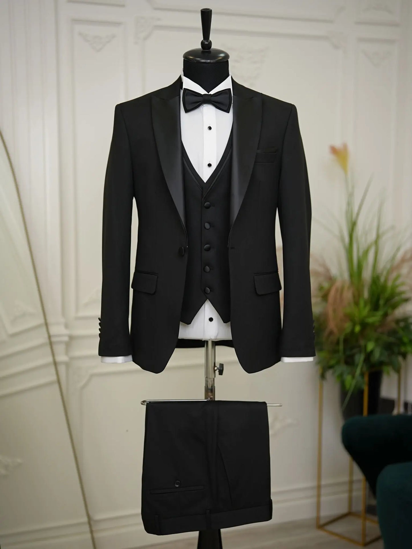 Brabion Elio Black Slim Fit Peak Lapel Tuxedo - BRABION
