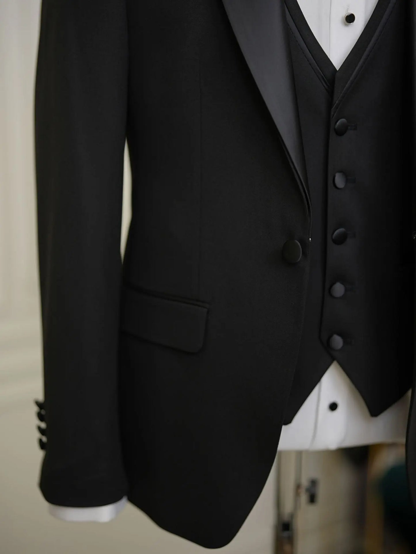 Brabion Elio Black Slim Fit Peak Lapel Tuxedo - BRABION