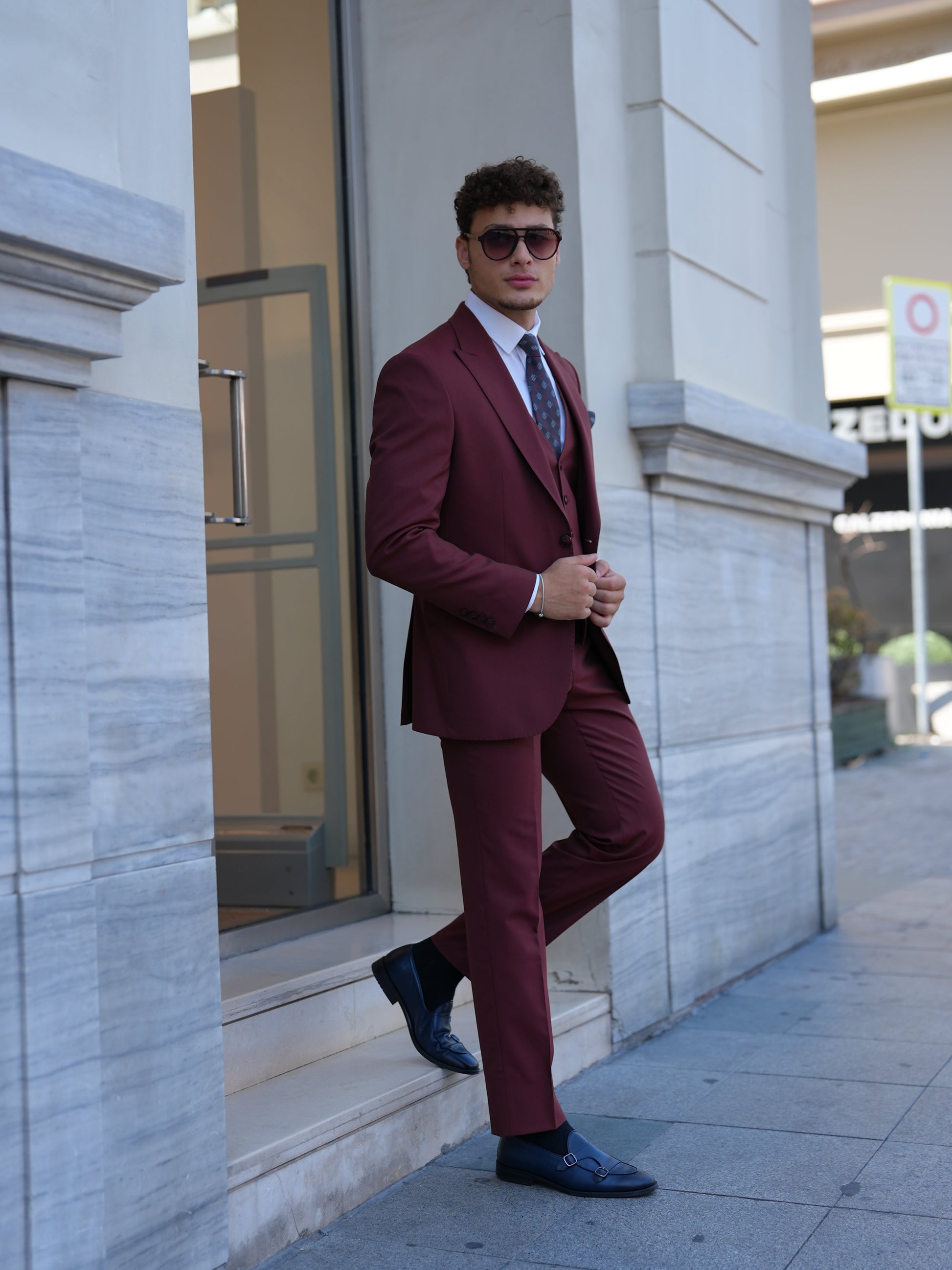 Bordeaux 3-Piece Slim Fit Italian Style Suit - BRABION