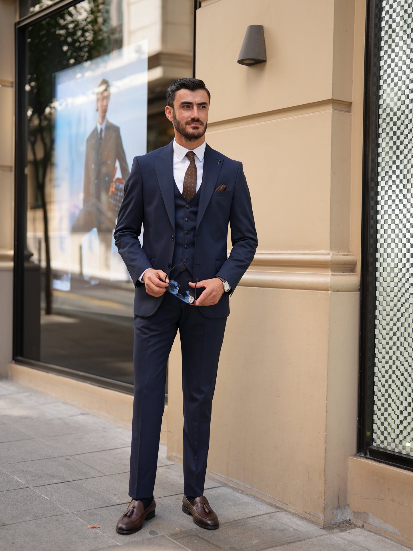 Navy Blue 3-Piece Slim Fit Italian Suit - BRABION