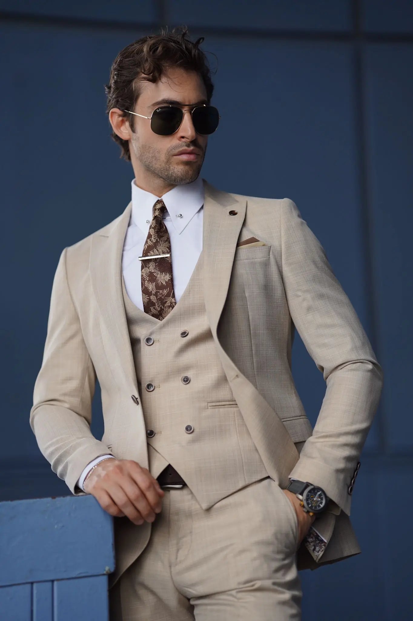 Daniel Slim Fit Cream Wool Suit - Three-Piece Elegance brabion
