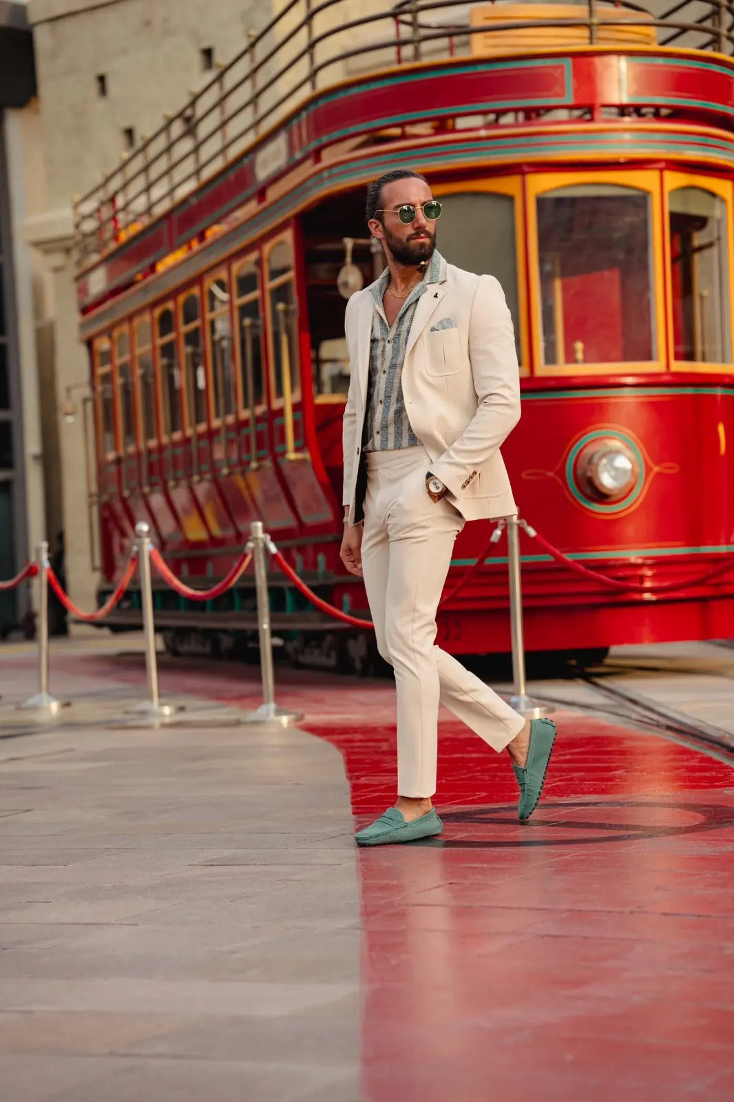 Vespo Slim Fit Beige Suit - Sophisticated Elegance for Every Occasion brabion