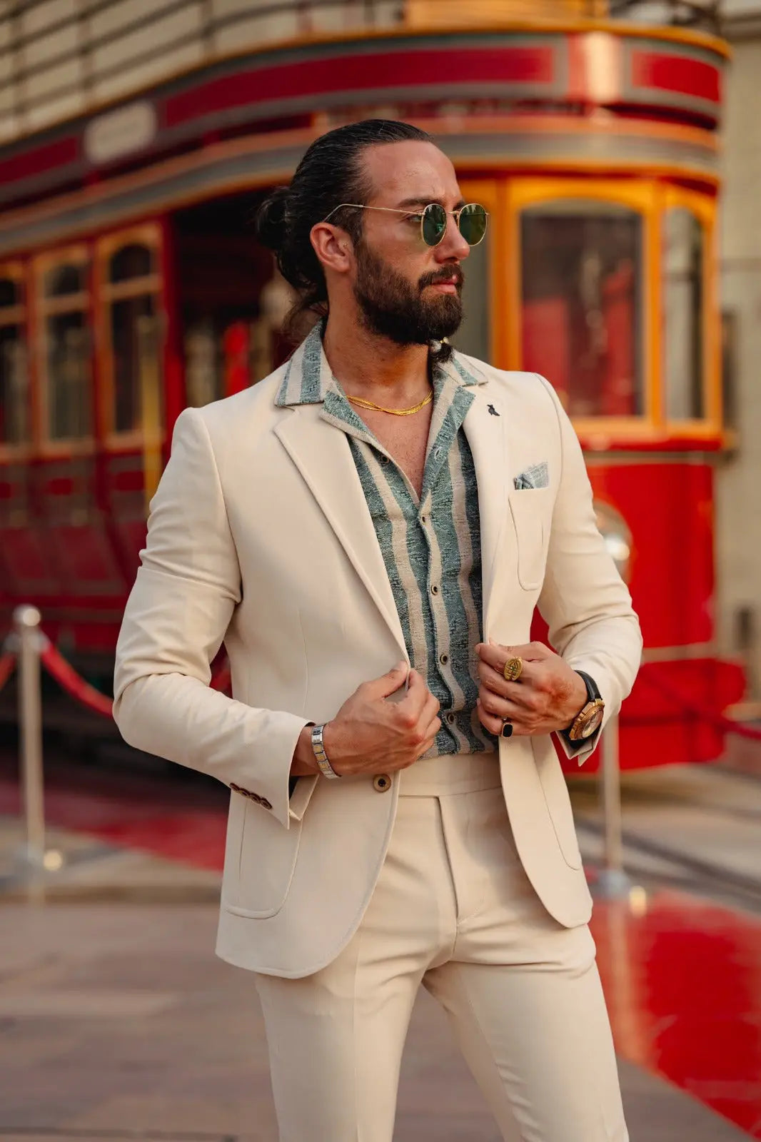 Vespo Slim Fit Beige Suit - Sophisticated Elegance for Every Occasion brabion