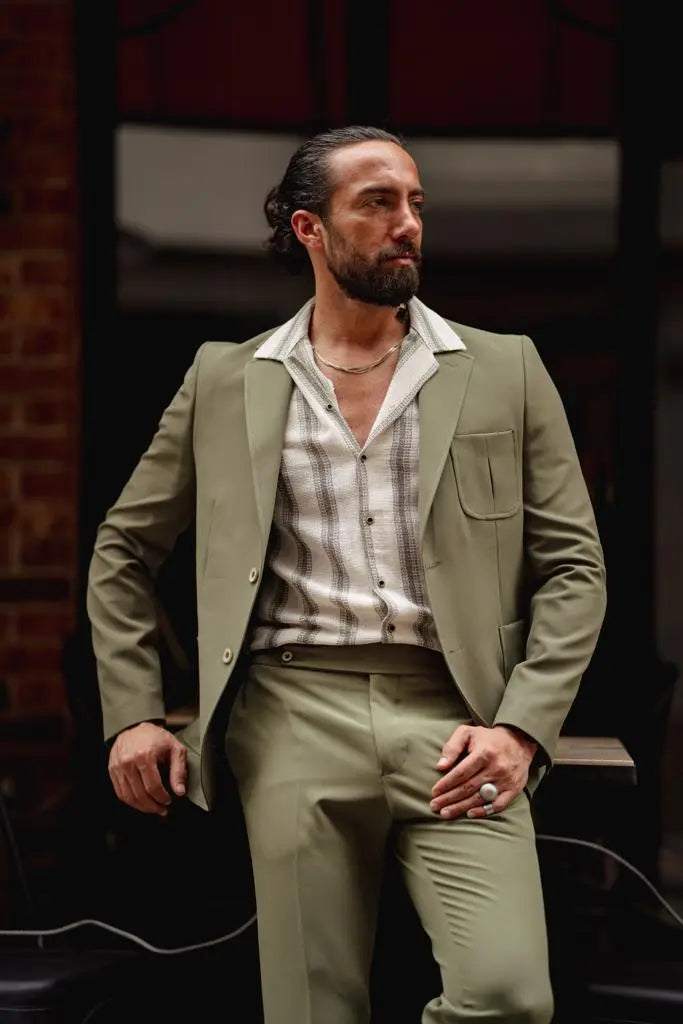 Evo Green Slim Fit Wool Suit - A Timeless Choice for Every Occasion brabion