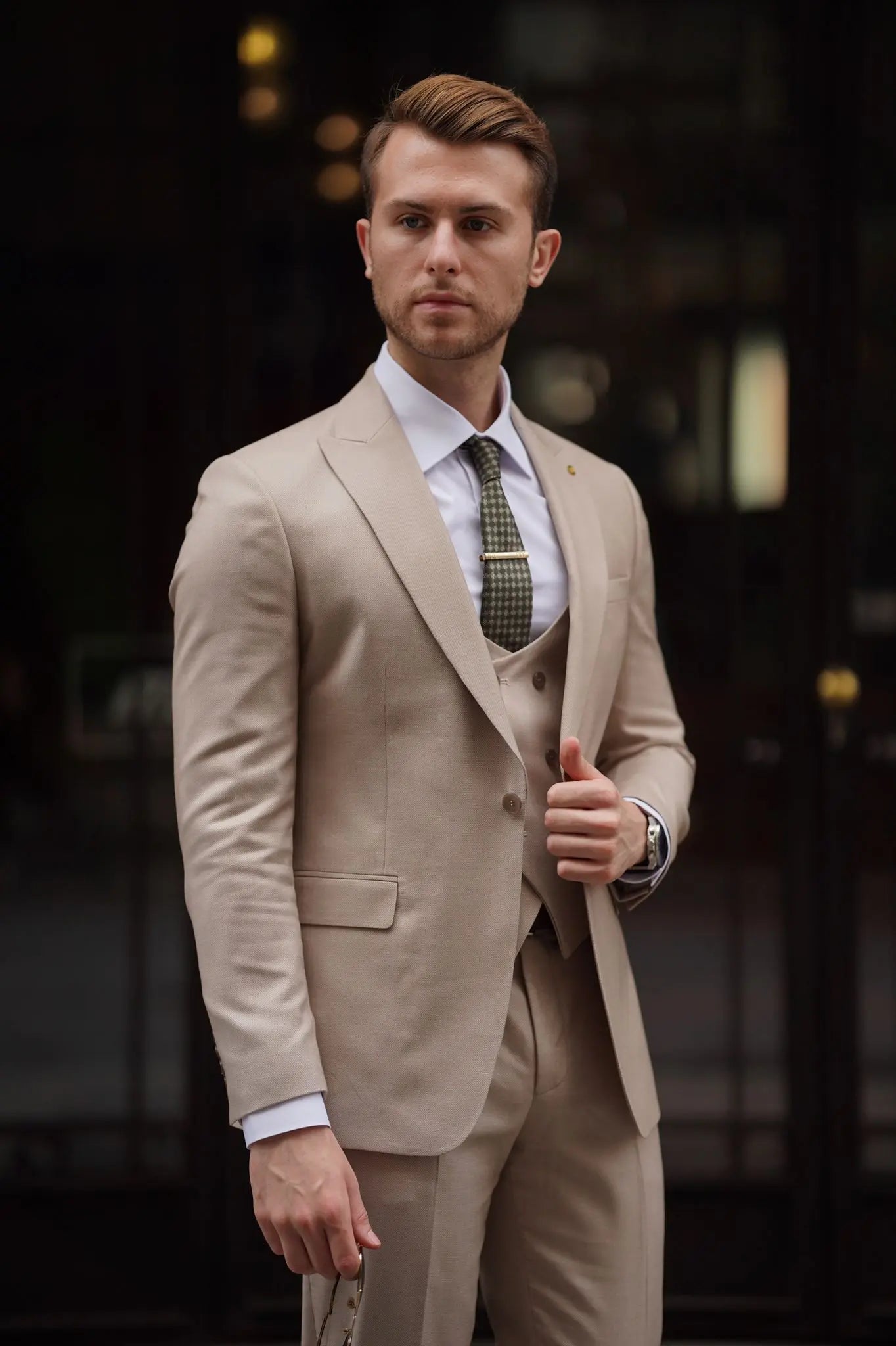 Daniel Slim Fit Beige Wool Suit for Modern Men brabion