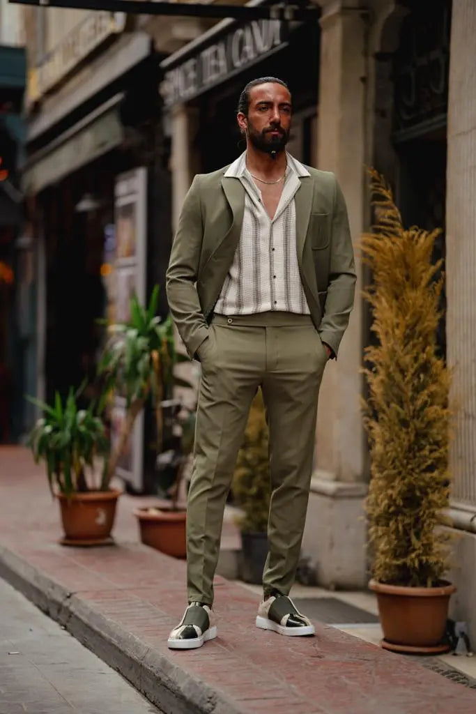 Evo Green Slim Fit Wool Suit - A Timeless Choice for Every Occasion brabion
