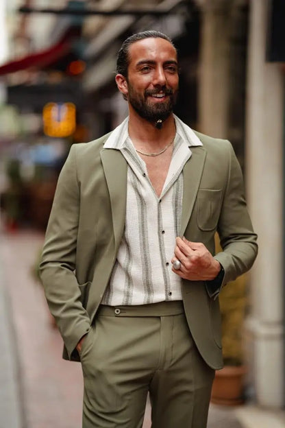 Evo Green Slim Fit Wool Suit - A Timeless Choice for Every Occasion brabion