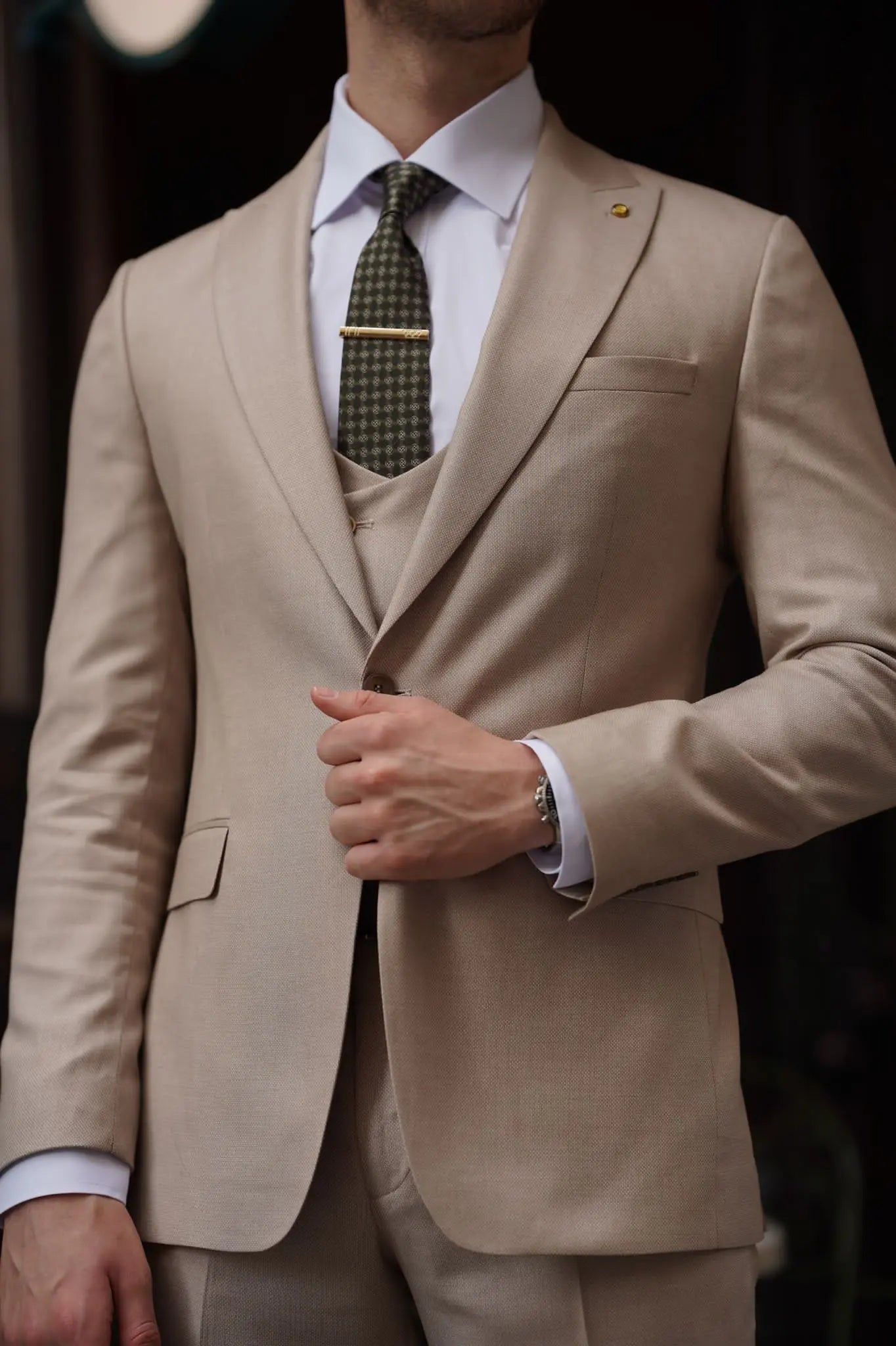 Daniel Slim Fit Beige Wool Suit for Modern Men brabion