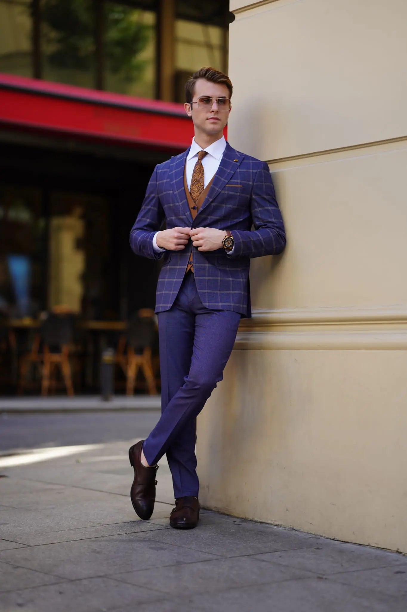 Vespo Navy Blue and Camel Slim-Fit Suit - Perfect for Any Occasion brabion