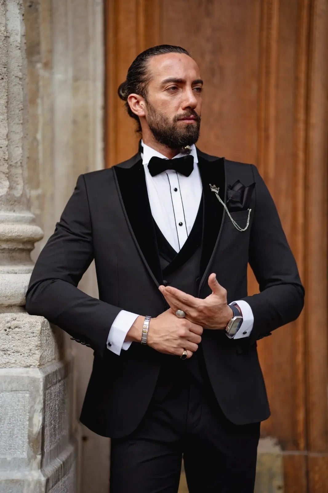 Daniel Black Slim Fit Velvet Peak Lapel Tuxedo - BRABION