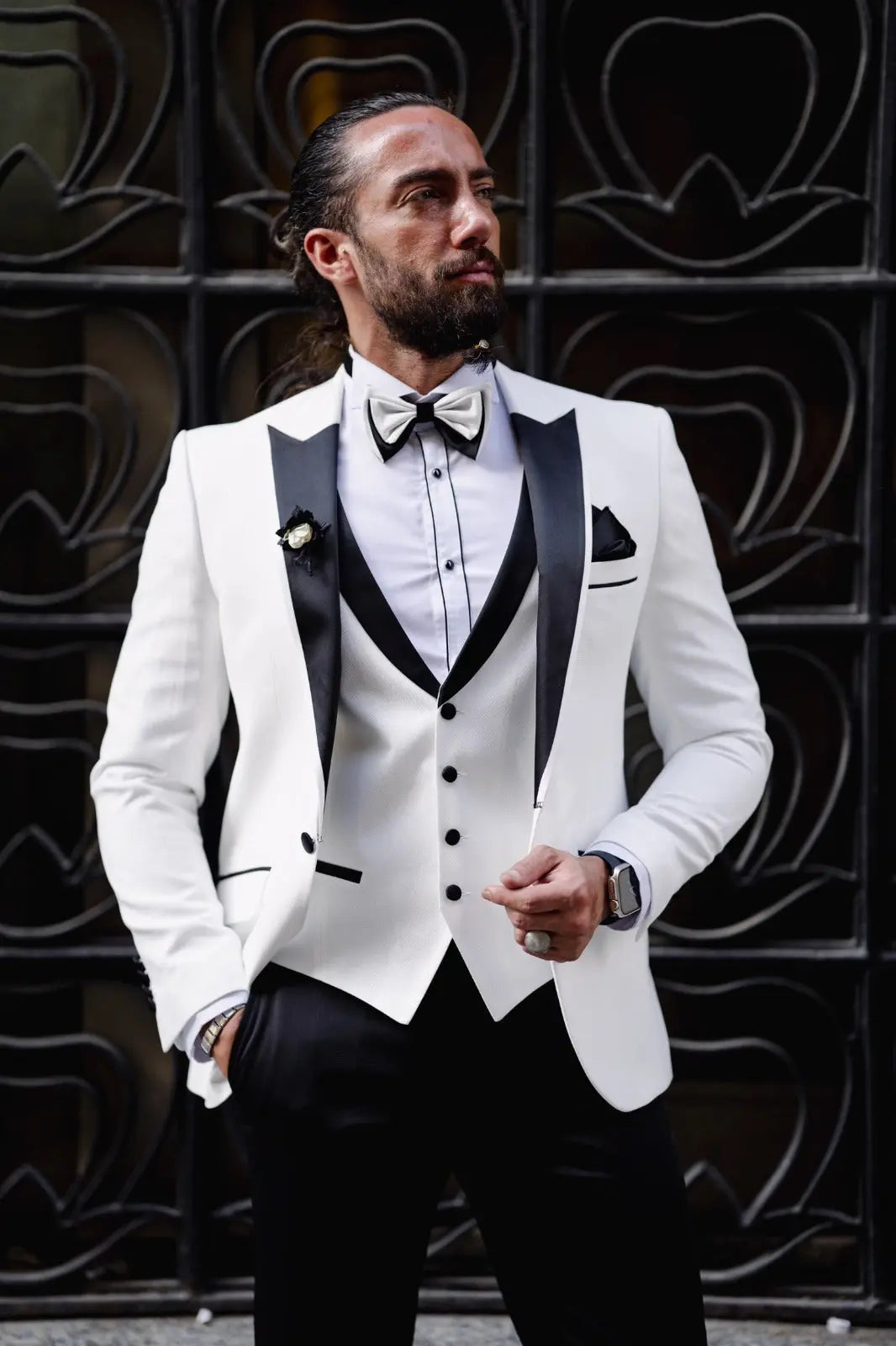 Daniel White Slim Fit Peak Lapel Tuxedo - BRABION