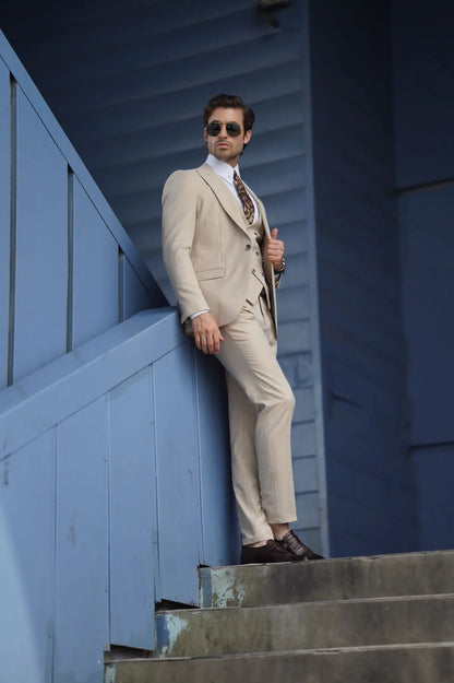 Daniel Slim Fit Cream Wool Suit - Three-Piece Elegance brabion