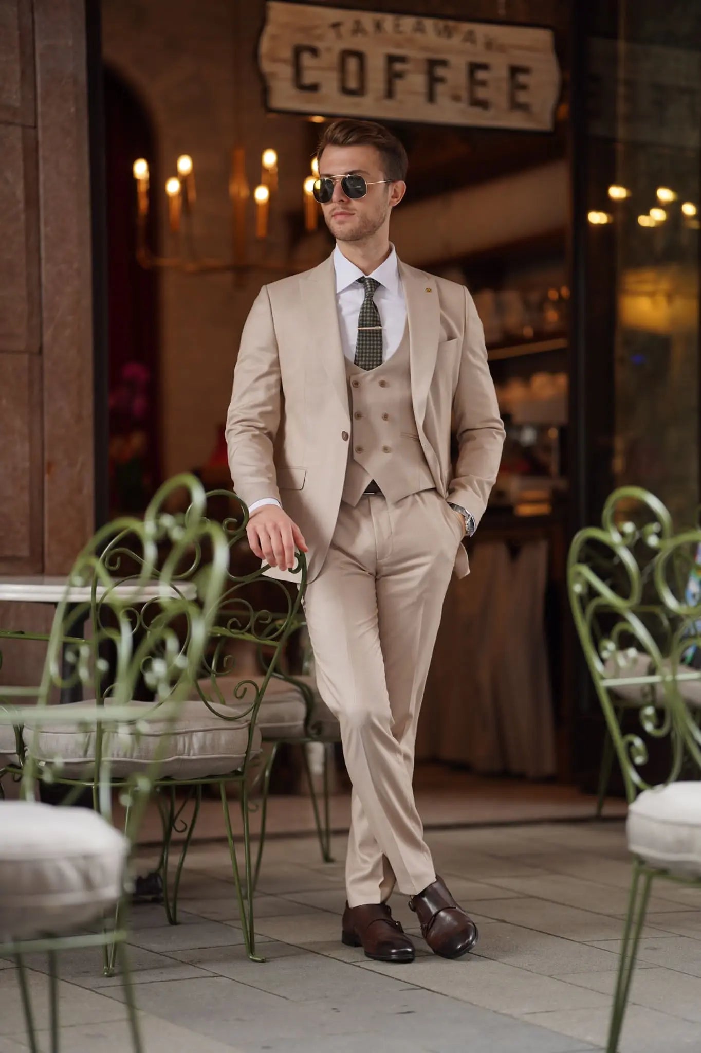 Daniel Slim Fit Beige Wool Suit for Modern Men brabion