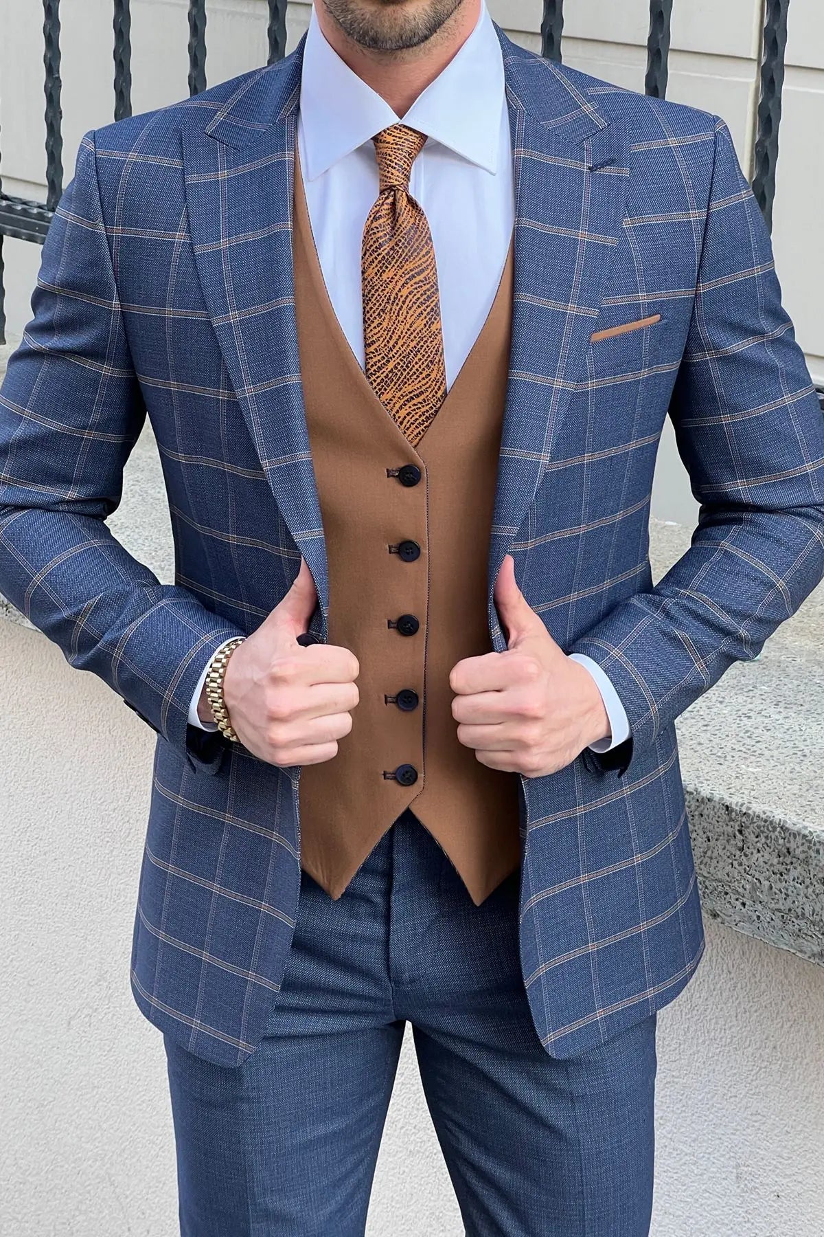 Daniel Navy Blue and Camel Slim-Fit Suit: A Timeless Classic for Every Occasion brabion