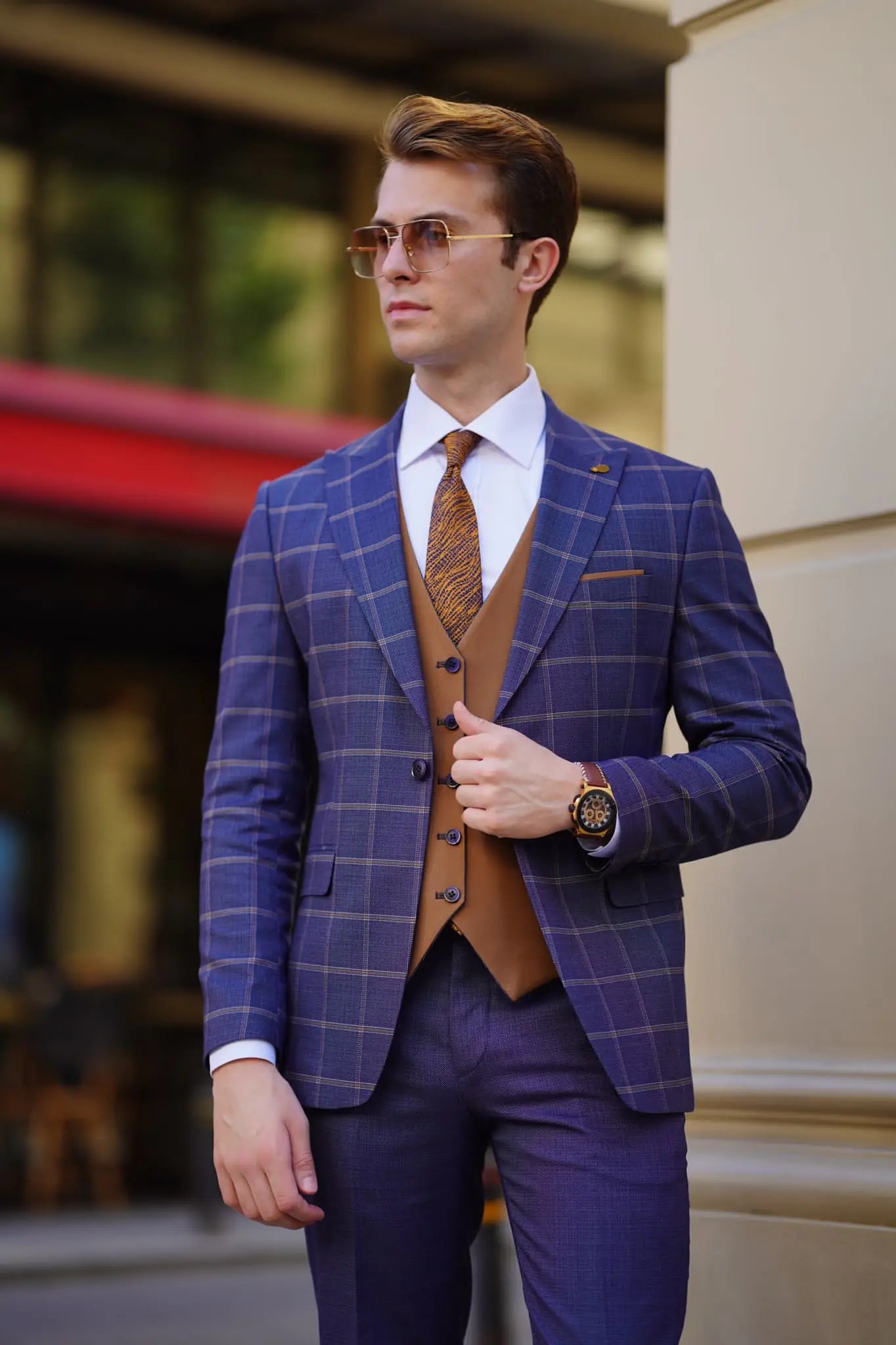 Vespo Navy Blue and Camel Slim-Fit Suit - Perfect for Any Occasion brabion