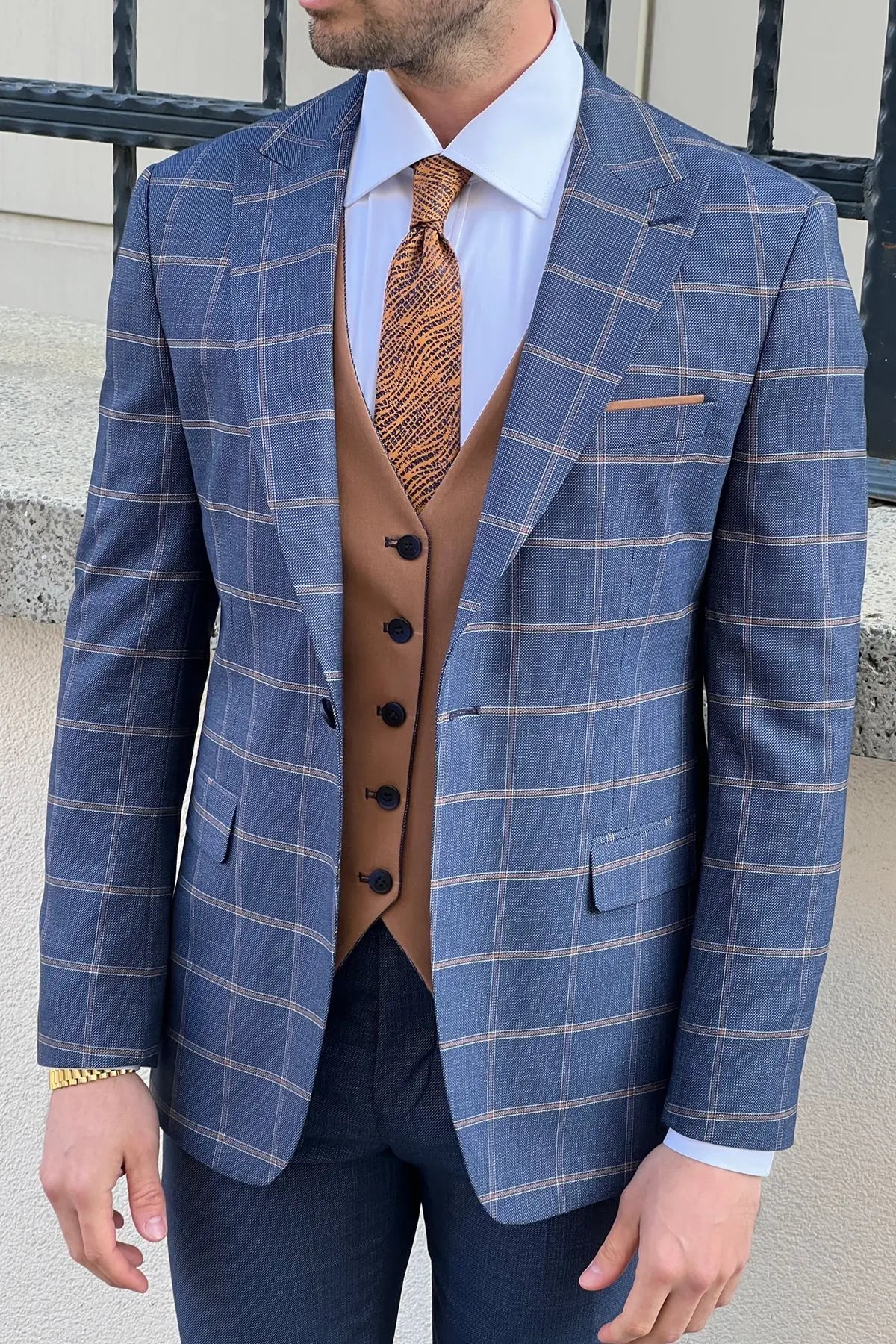 Daniel Navy Blue and Camel Slim-Fit Suit: A Timeless Classic for Every Occasion brabion