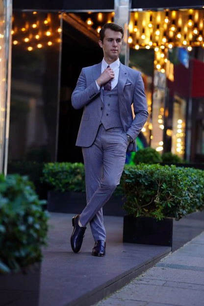 Vespo Patterned Slim-Fit Gray Wool Suit - Elegant Three-Piece Ensemble brabion