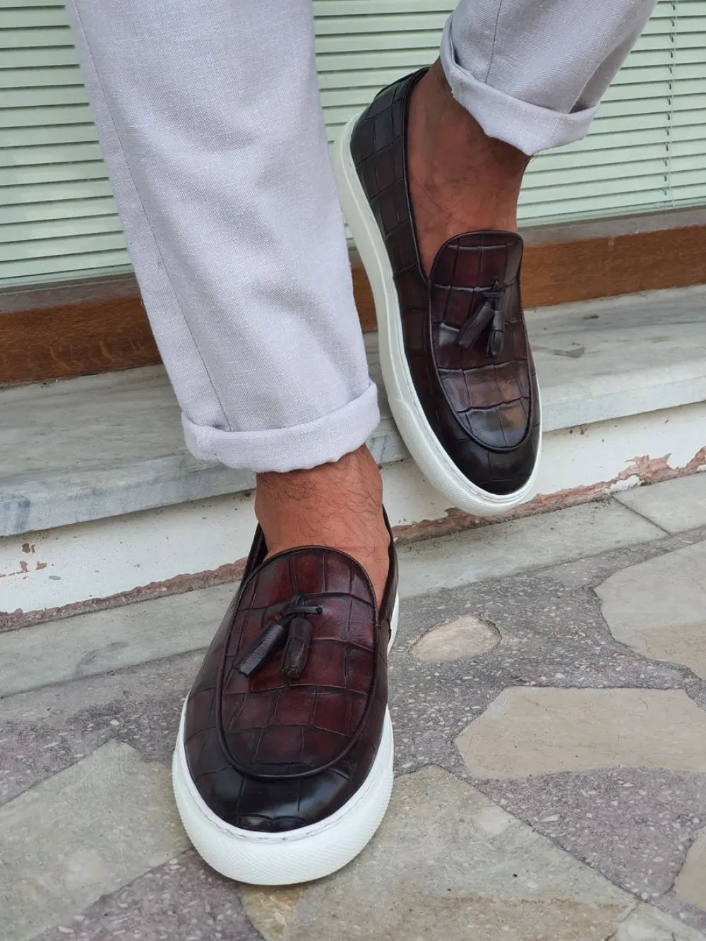 Monteri Brown Tassel Loafers - Sophisticated Leather Footwear - BRABION